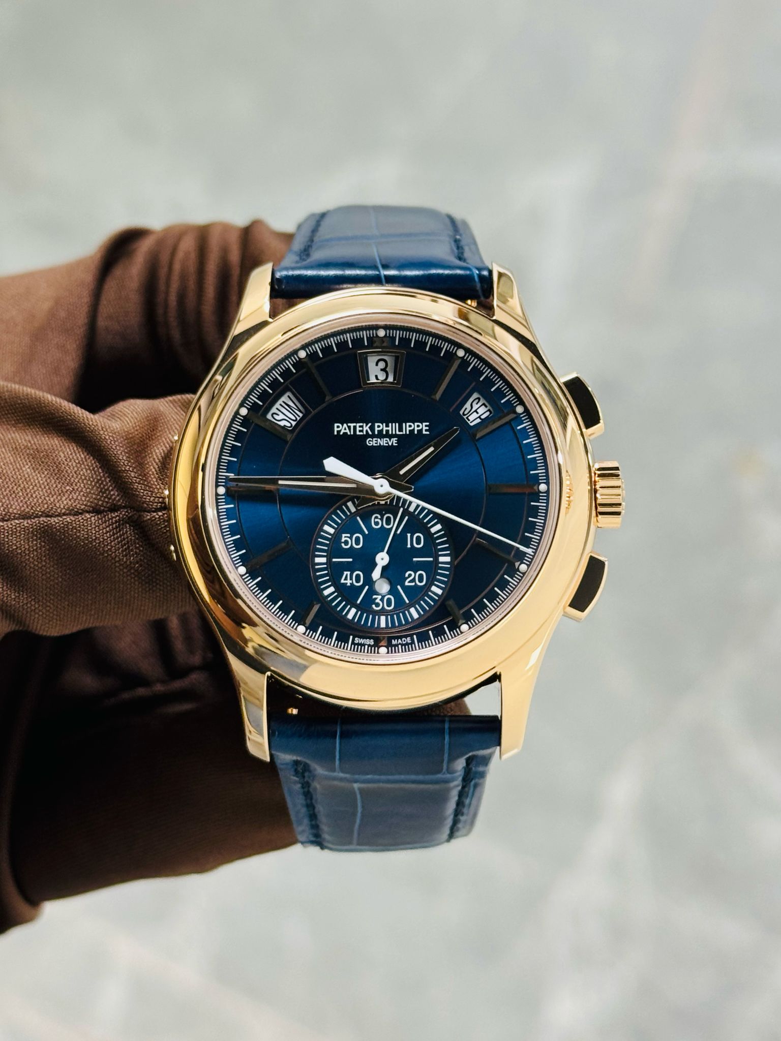 PATEK PHILIPPE 5905R BLUE NEW FULL SET