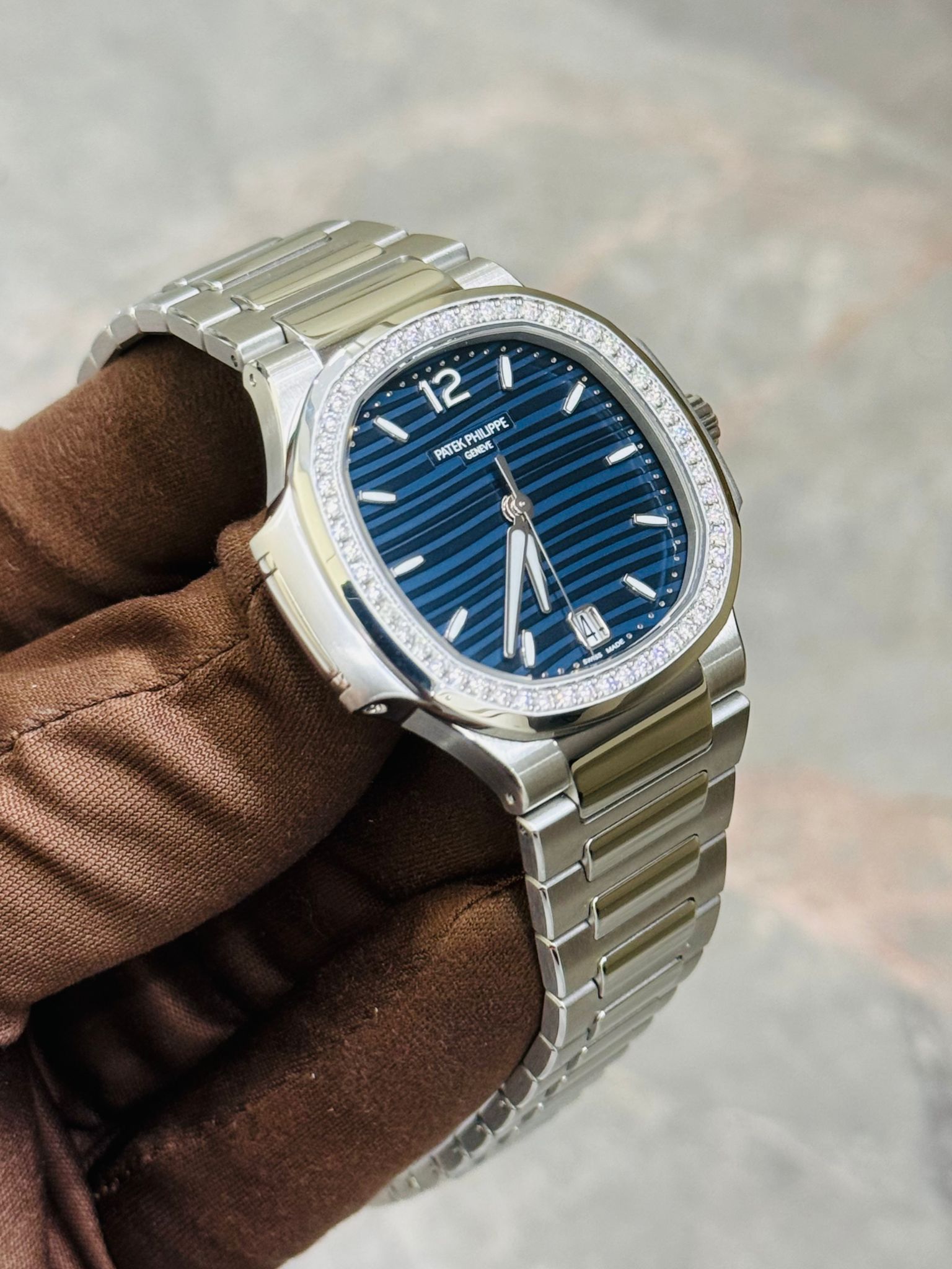 PATEK PHILIPPE 7118/1200A BLUE 2024 - Image 6