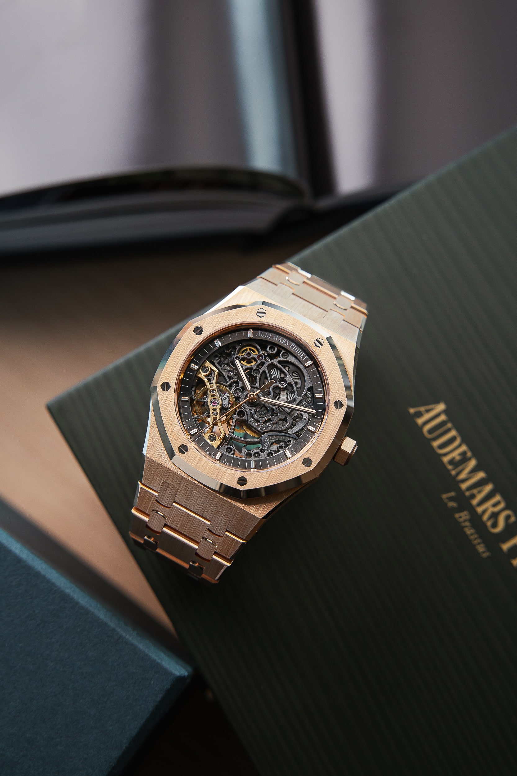 AUDEMARS PIGUET 15407OR NEW FULL SET - Image 4