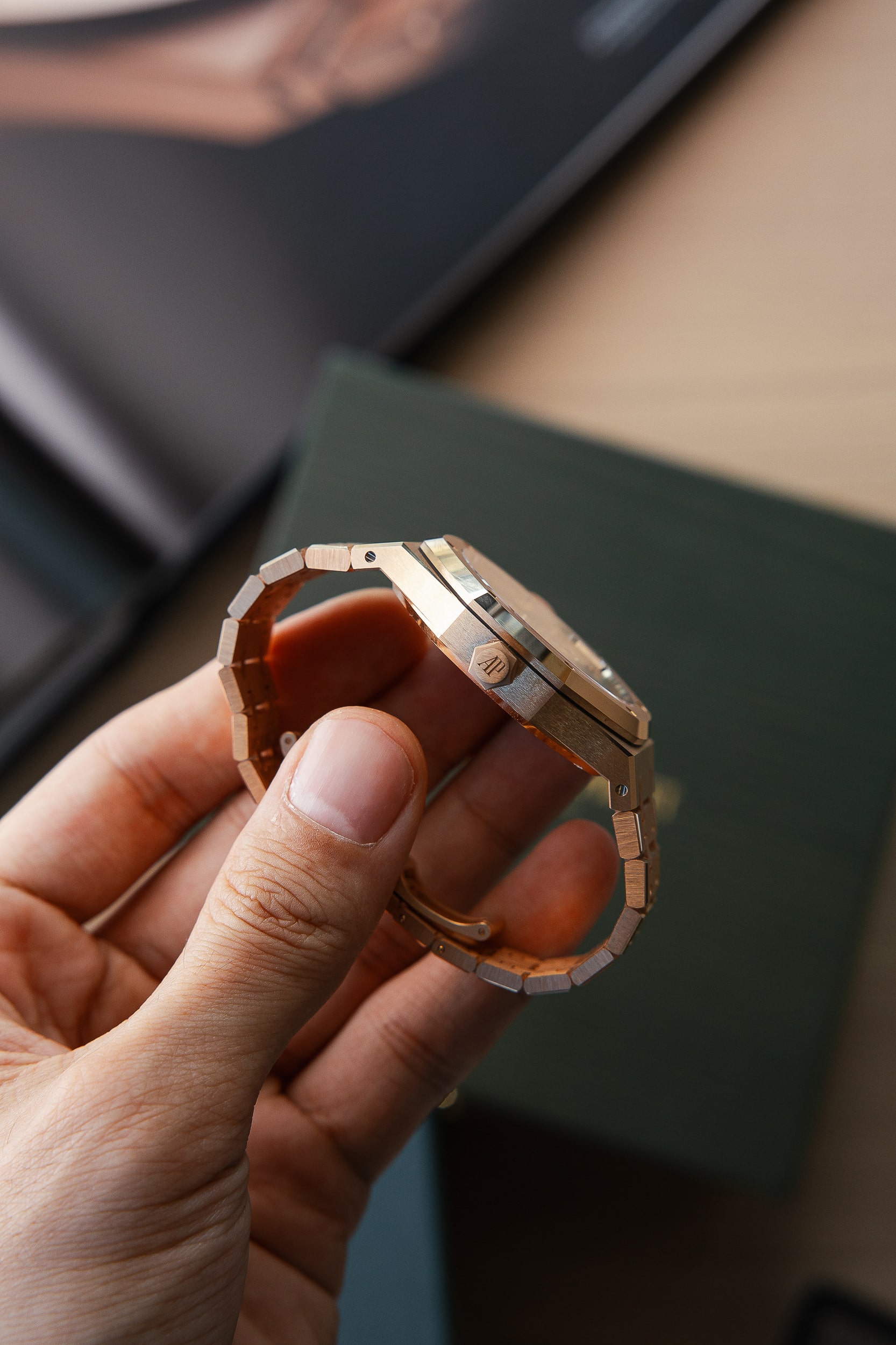 AUDEMARS PIGUET 15407OR NEW FULL SET - Image 9