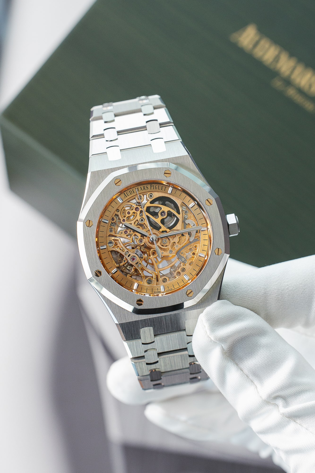 AUDEMARS PIGUET 15407ST SALMON DIAL FULL SET - Image 2