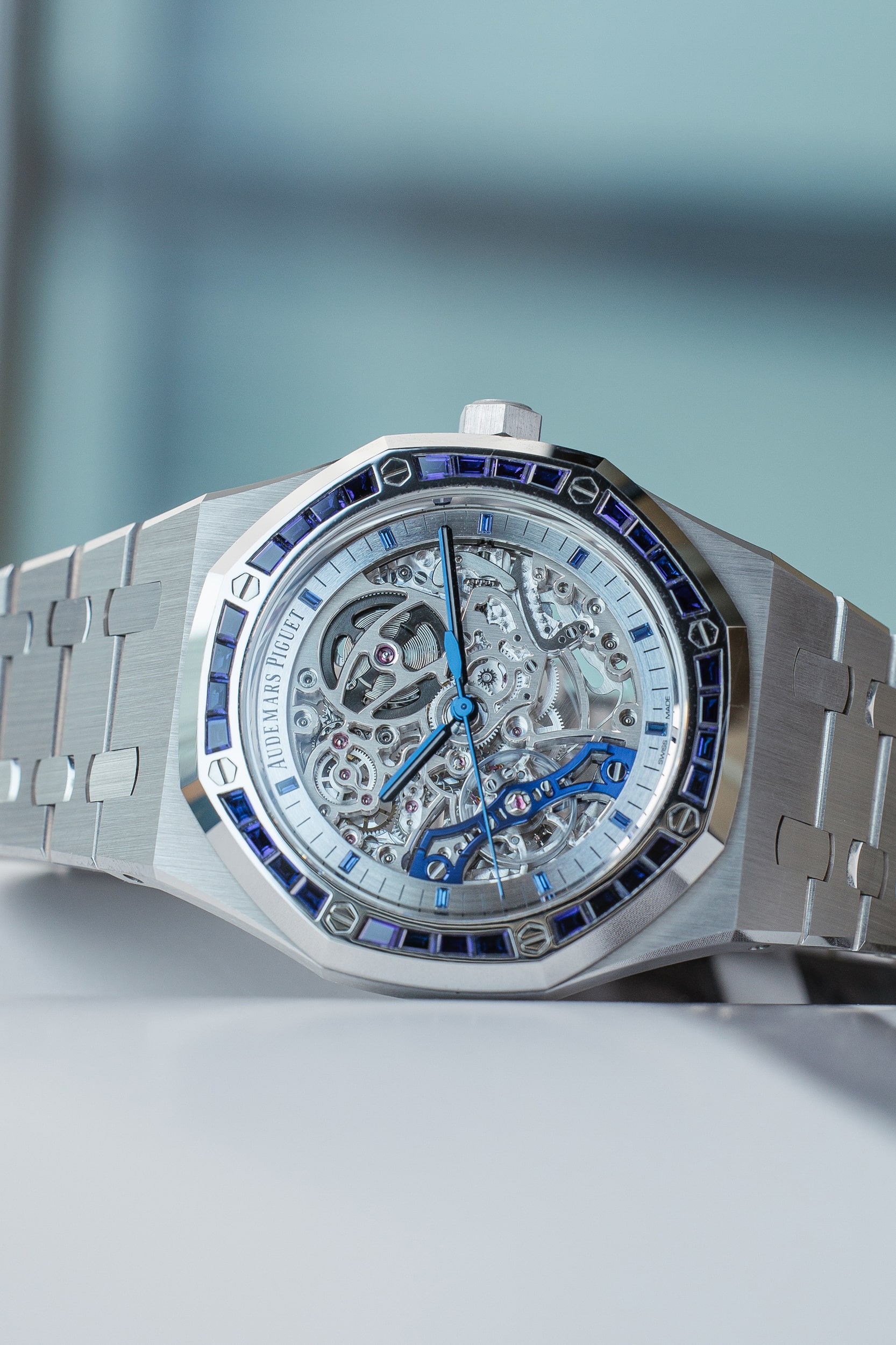 AUDEMARS PIGUET 15412BC BLUE SAPPHIRE NEW FULL SET - Image 5