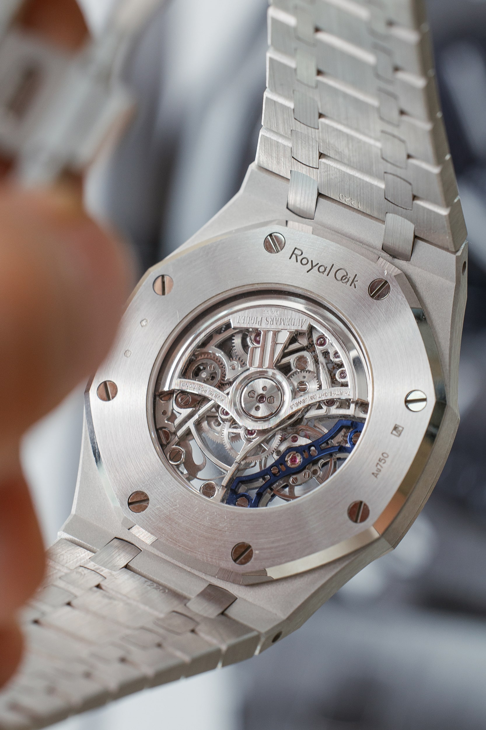 AUDEMARS PIGUET 15412BC BLUE SAPPHIRE NEW FULL SET - Image 2