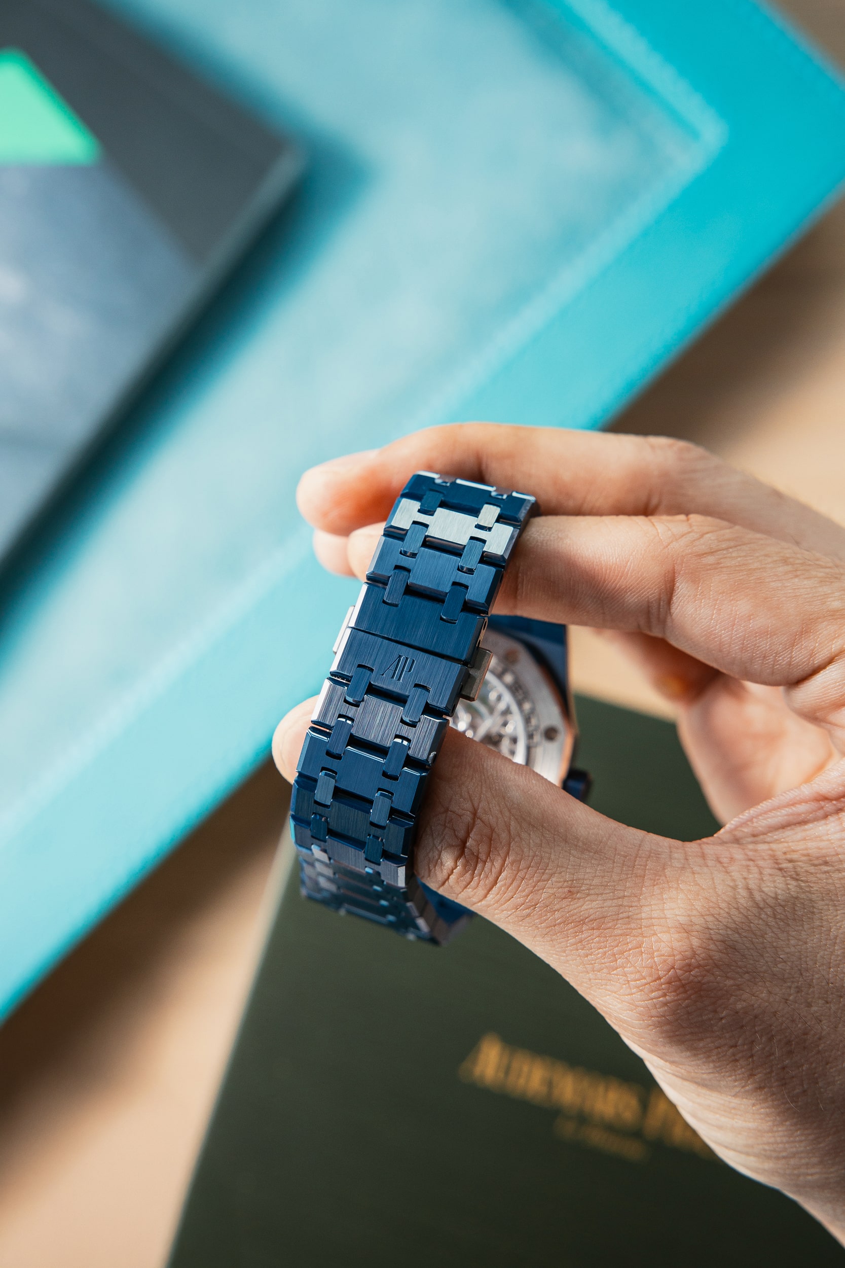 AUDEMARS PIGUET 15416CD NEW FULL SET - Image 4