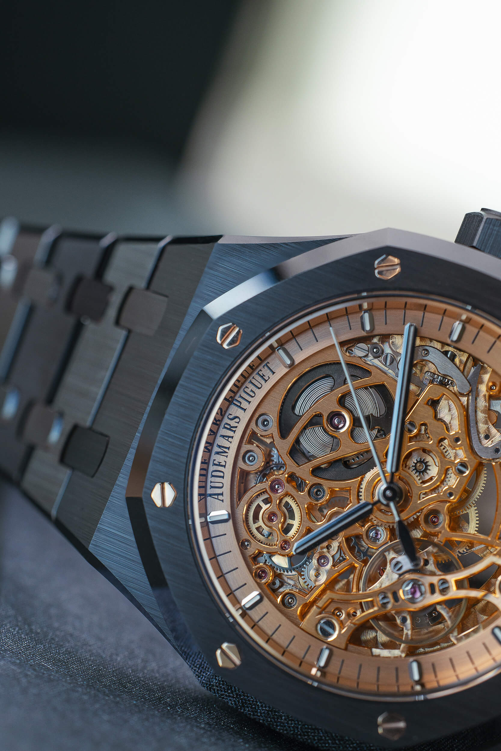 AUDEMARS PIGUET 15416CE LIKE NEW FULL SET - Image 11