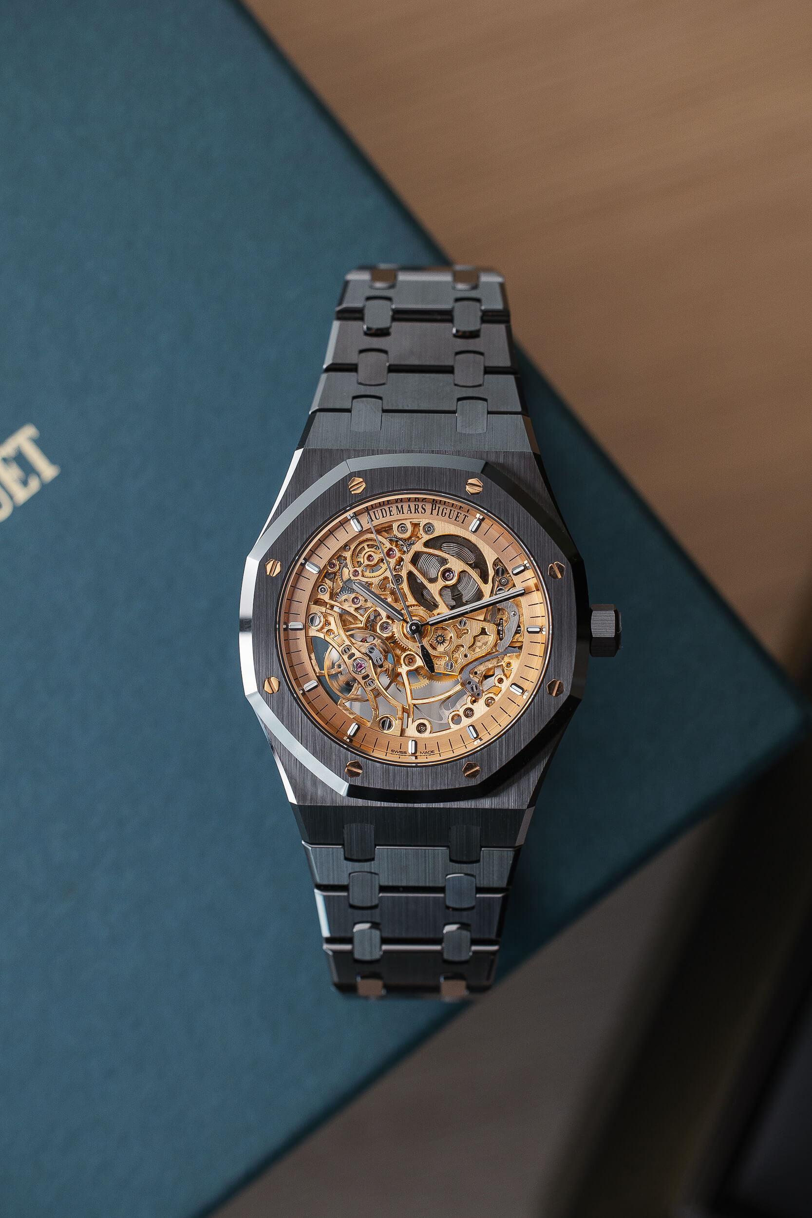 AUDEMARS PIGUET 15416CE LIKE NEW FULL SET