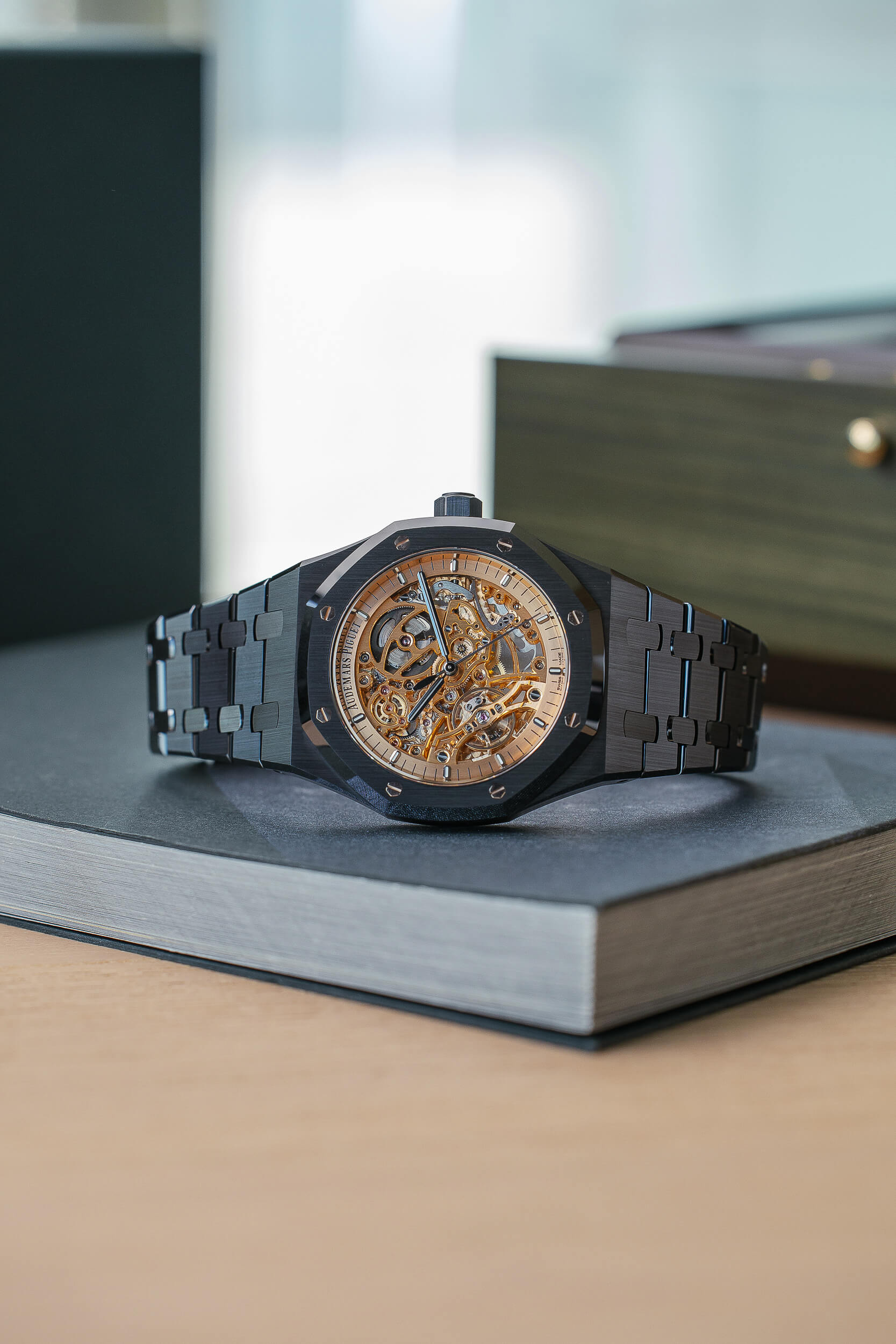 AUDEMARS PIGUET 15416CE LIKE NEW FULL SET - Image 9