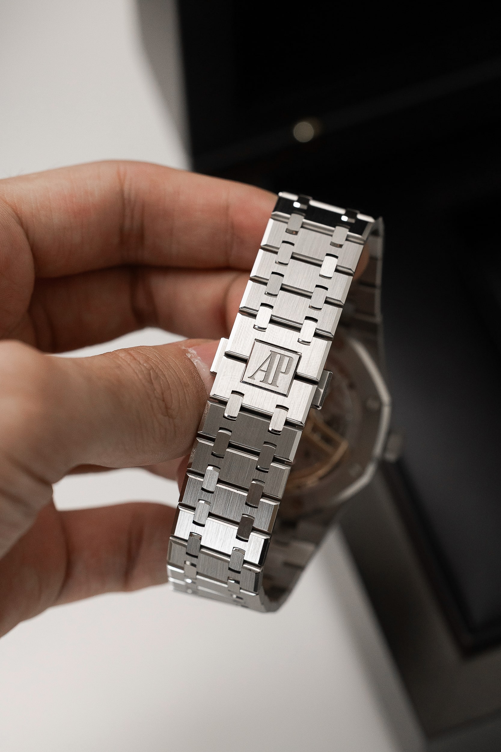 AUDEMARS PIGUET 15510ST BLACK NEW FULL SET - Image 11