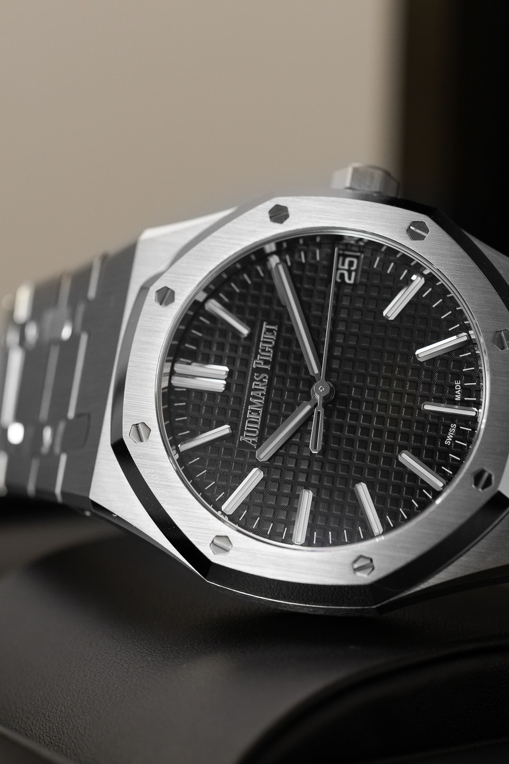 AUDEMARS PIGUET 15510ST BLACK NEW FULL SET - Image 14