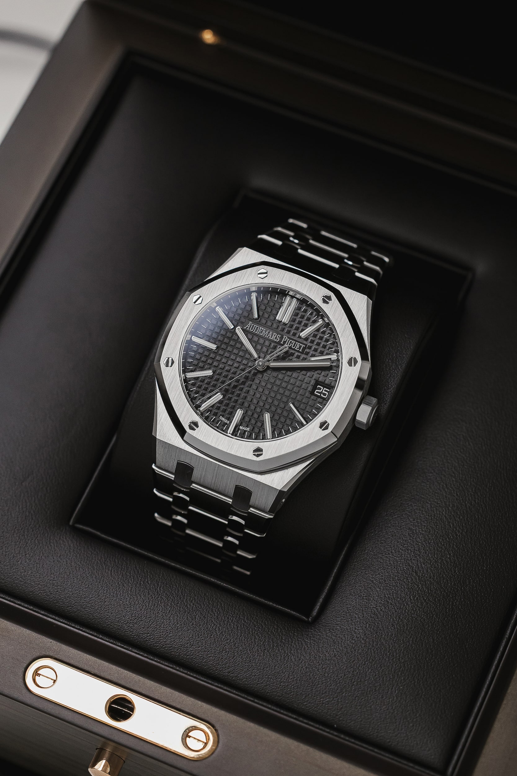 AUDEMARS PIGUET 15510ST BLACK NEW FULL SET - Image 16