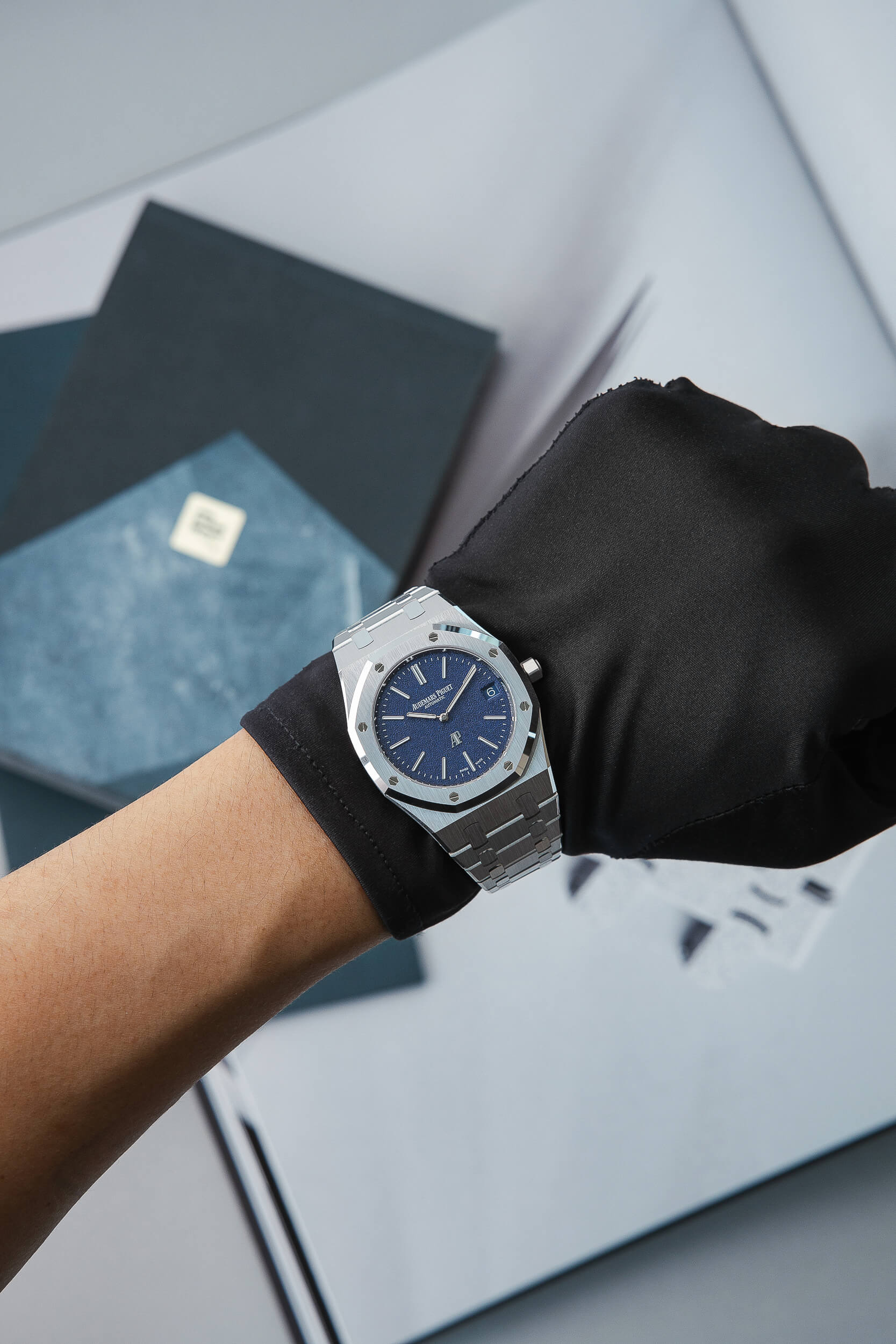 AUDEMARS PIGUET 16202BC NEW FULL SET - Image 7