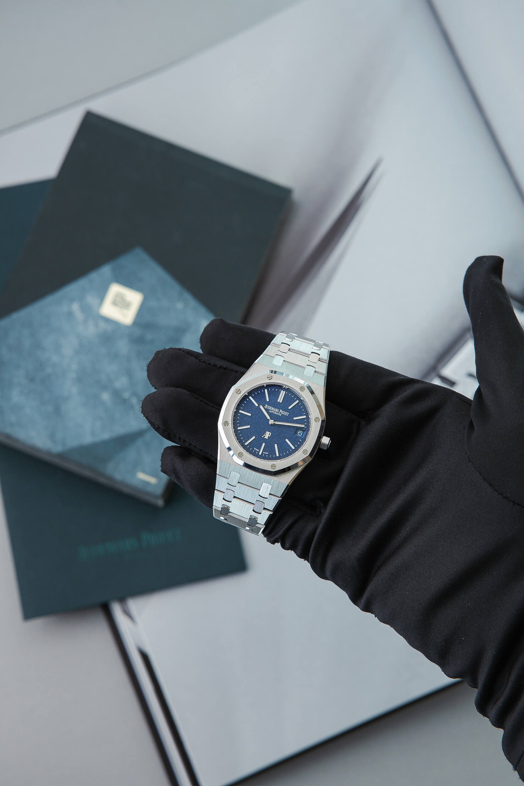 AUDEMARS PIGUET 16202BC NEW FULL SET - Image 10