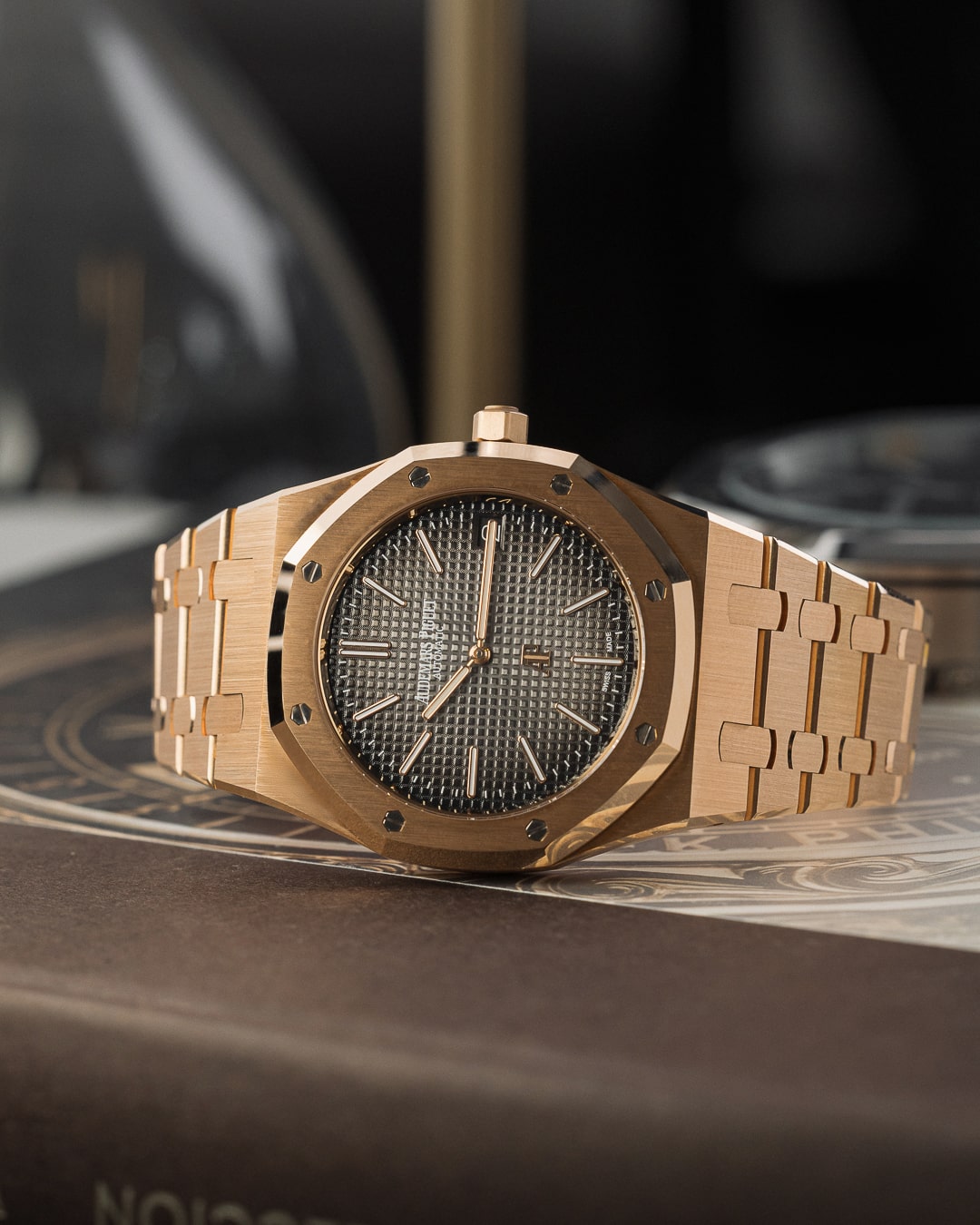 AUDEMARS PIGUET 16202OR NEW FULL SET - Image 5