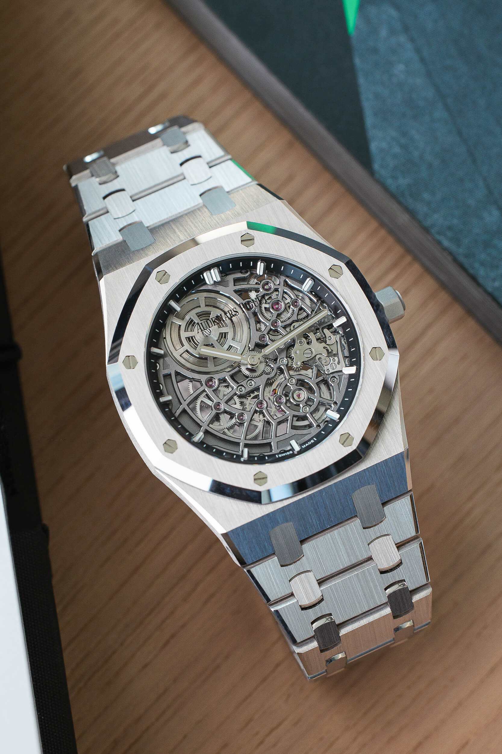 AUDEMARS PIGUET 16204BC NEW FULL SET - Image 13