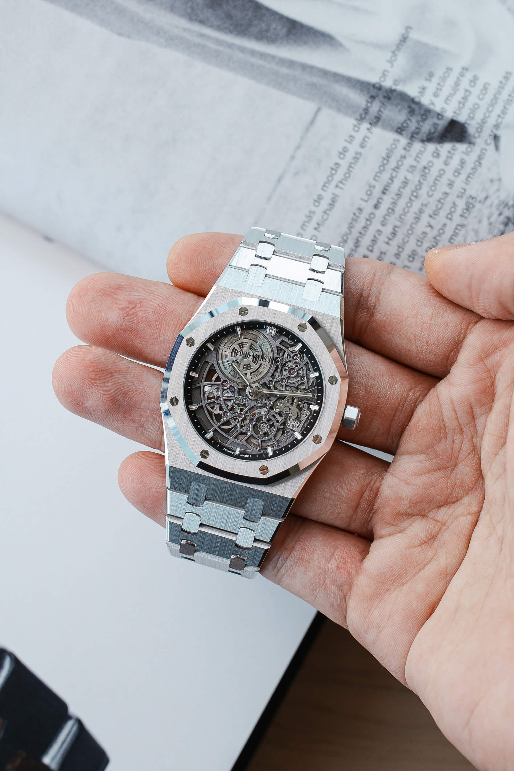 AUDEMARS PIGUET 16204BC NEW FULL SET - Image 3