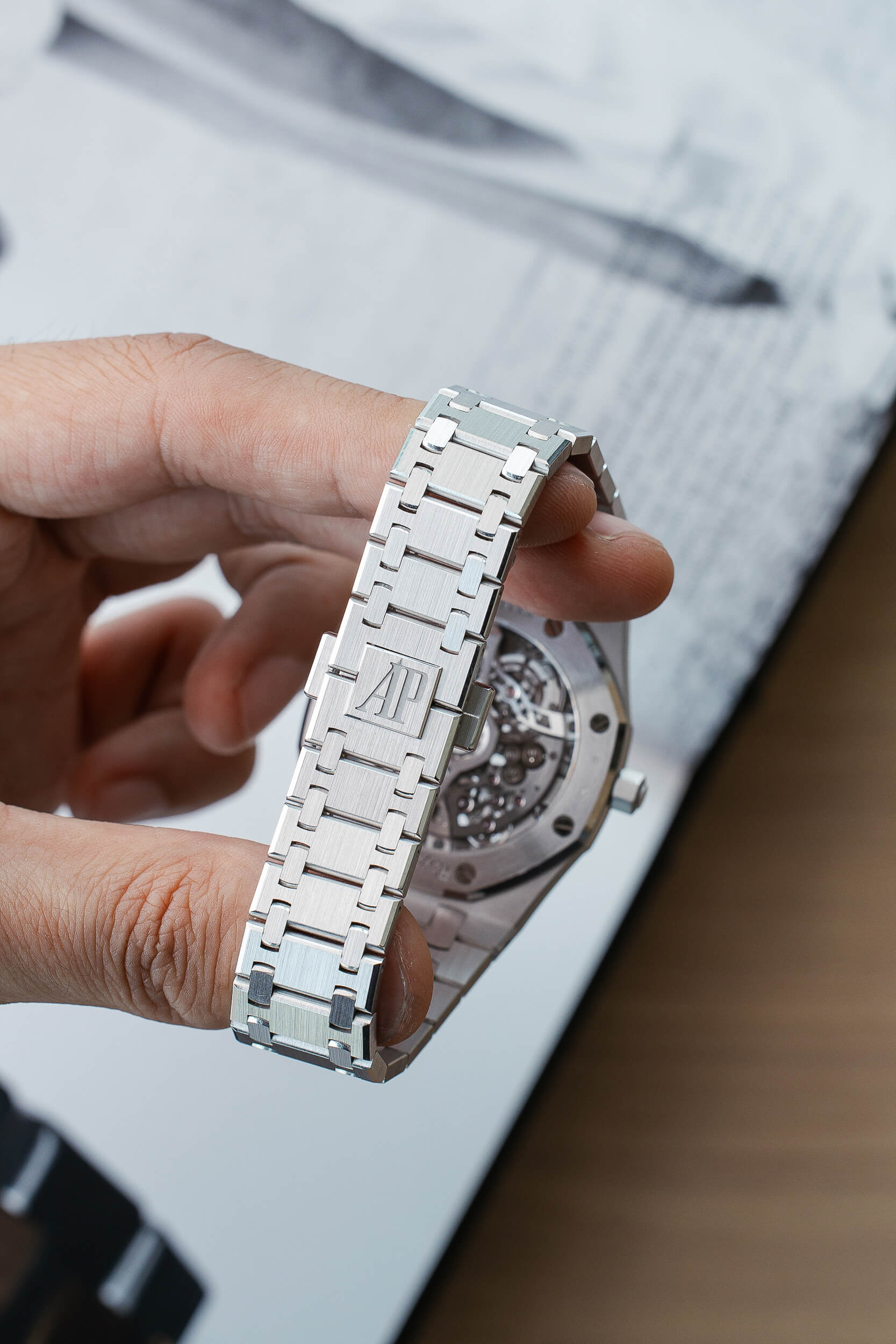 AUDEMARS PIGUET 16204BC NEW FULL SET - Image 6