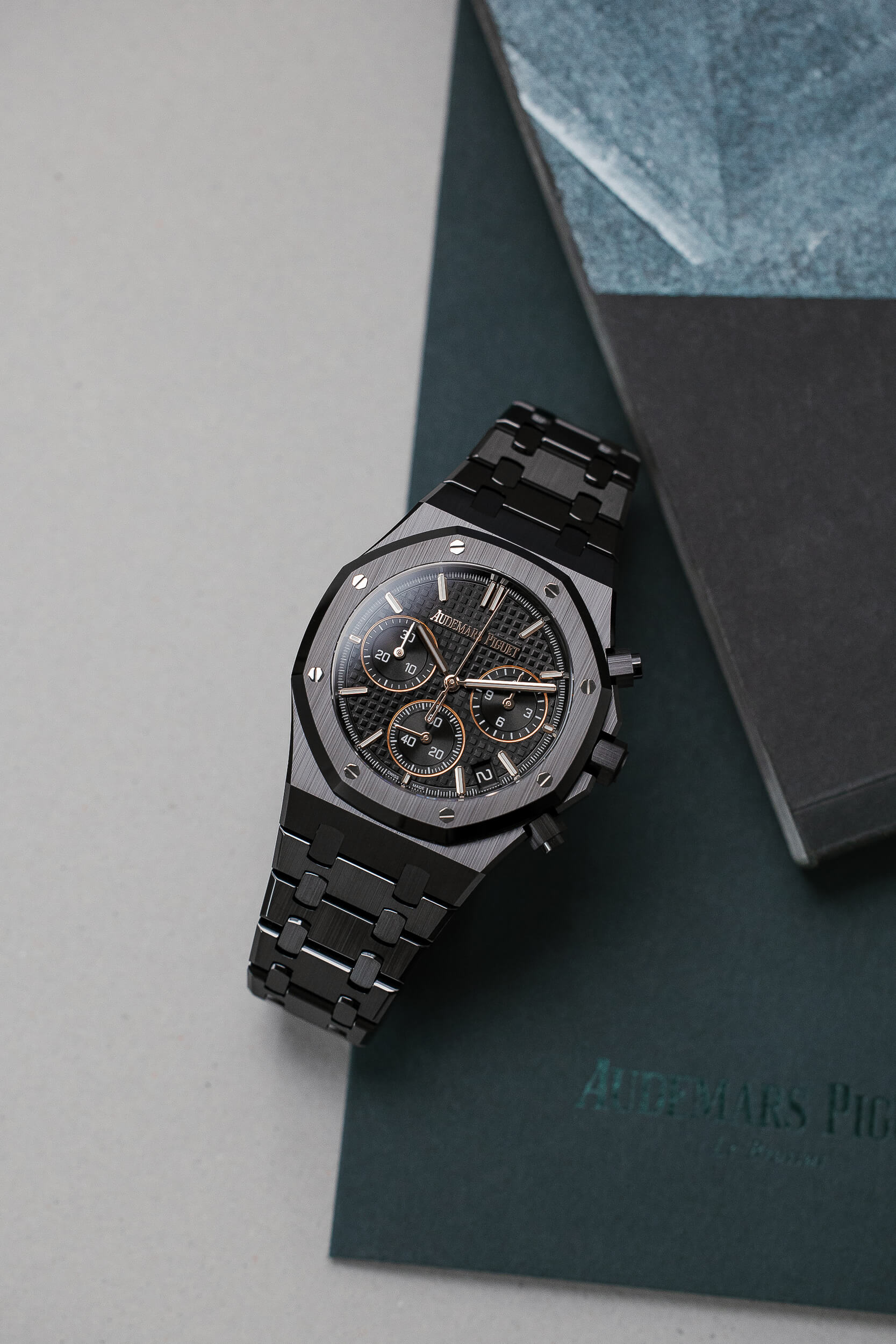 AUDEMARS PIGUET 26240CE NEW FULL SET - Image 6