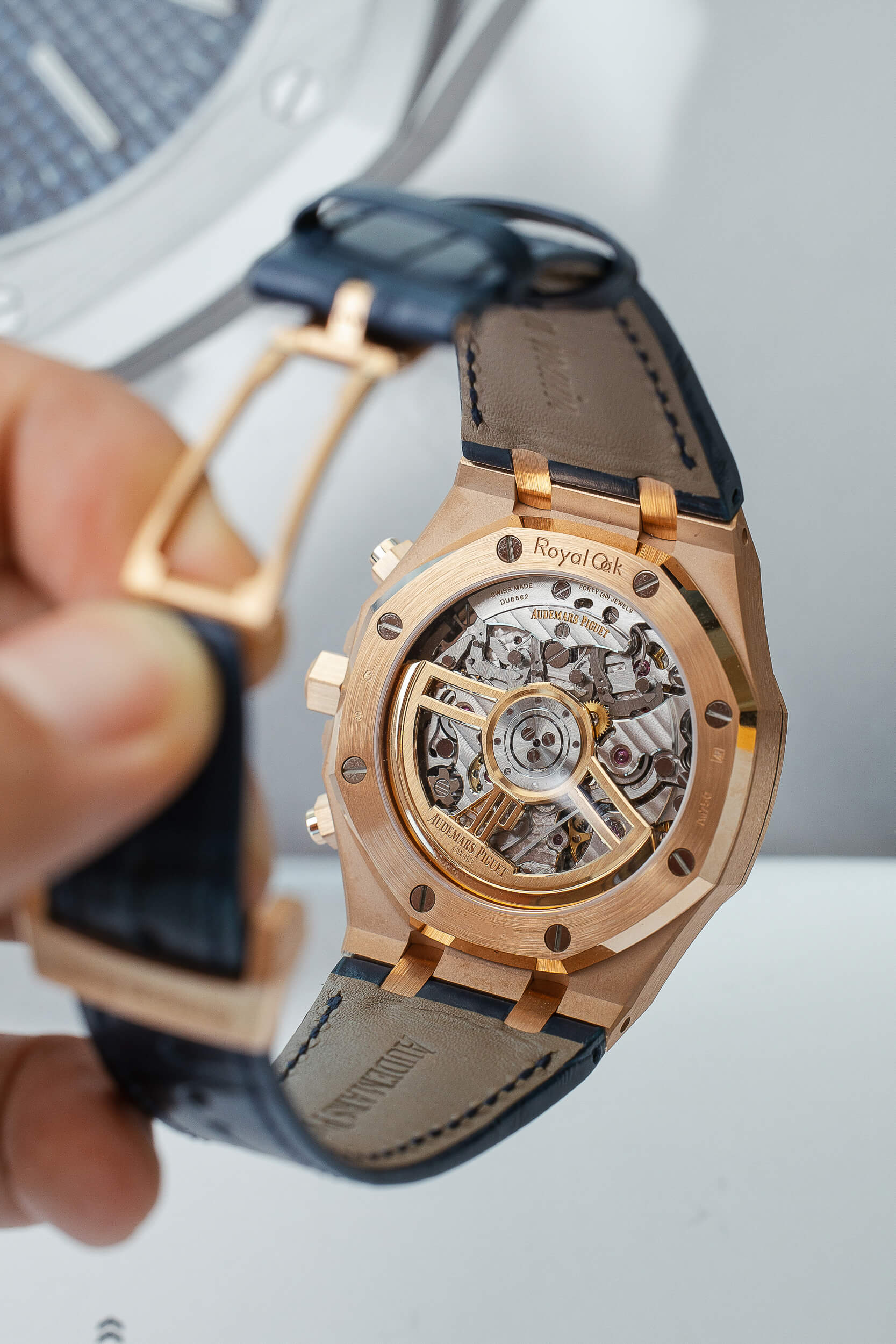 AUDEMARS PIGUET 26240OR BLUE STRAP NEW FULL SET - Image 7