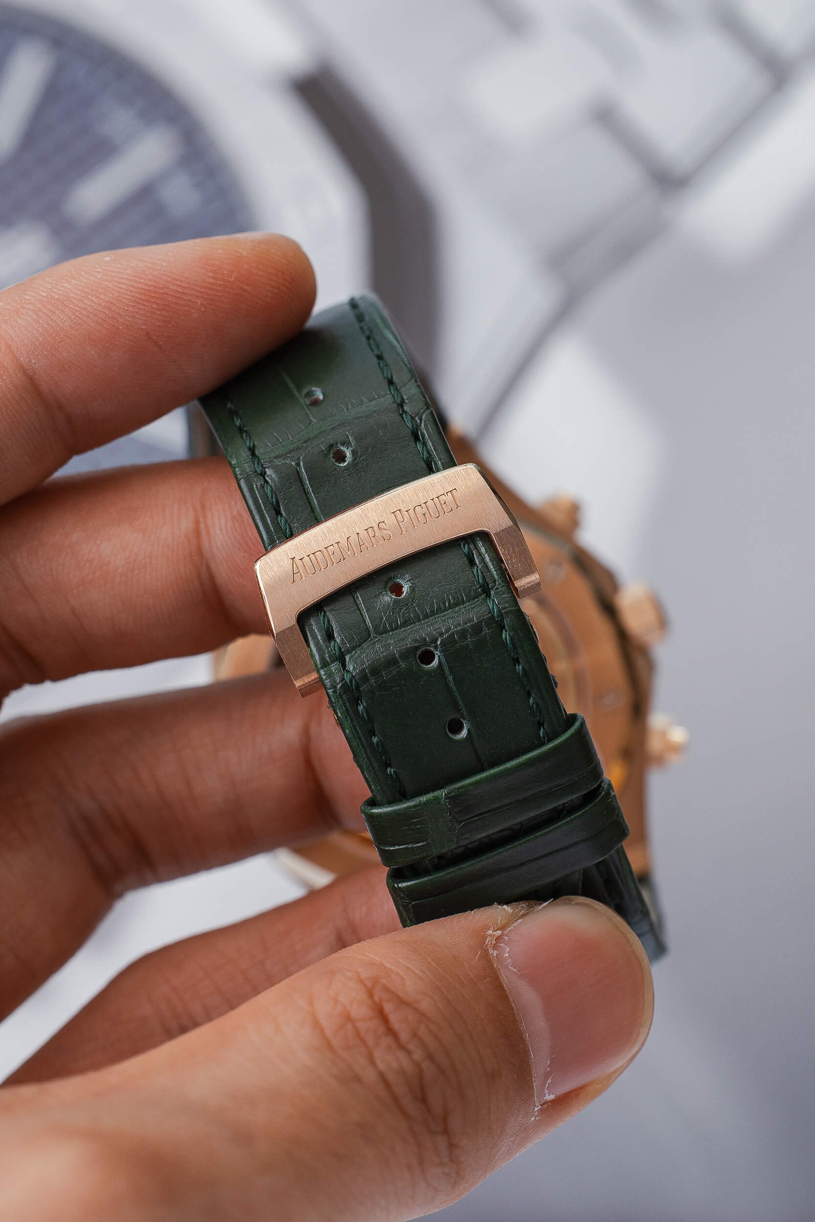 AUDEMARS PIGUET 26240OR GREEN STRAP NEW FULL SET - Image 5