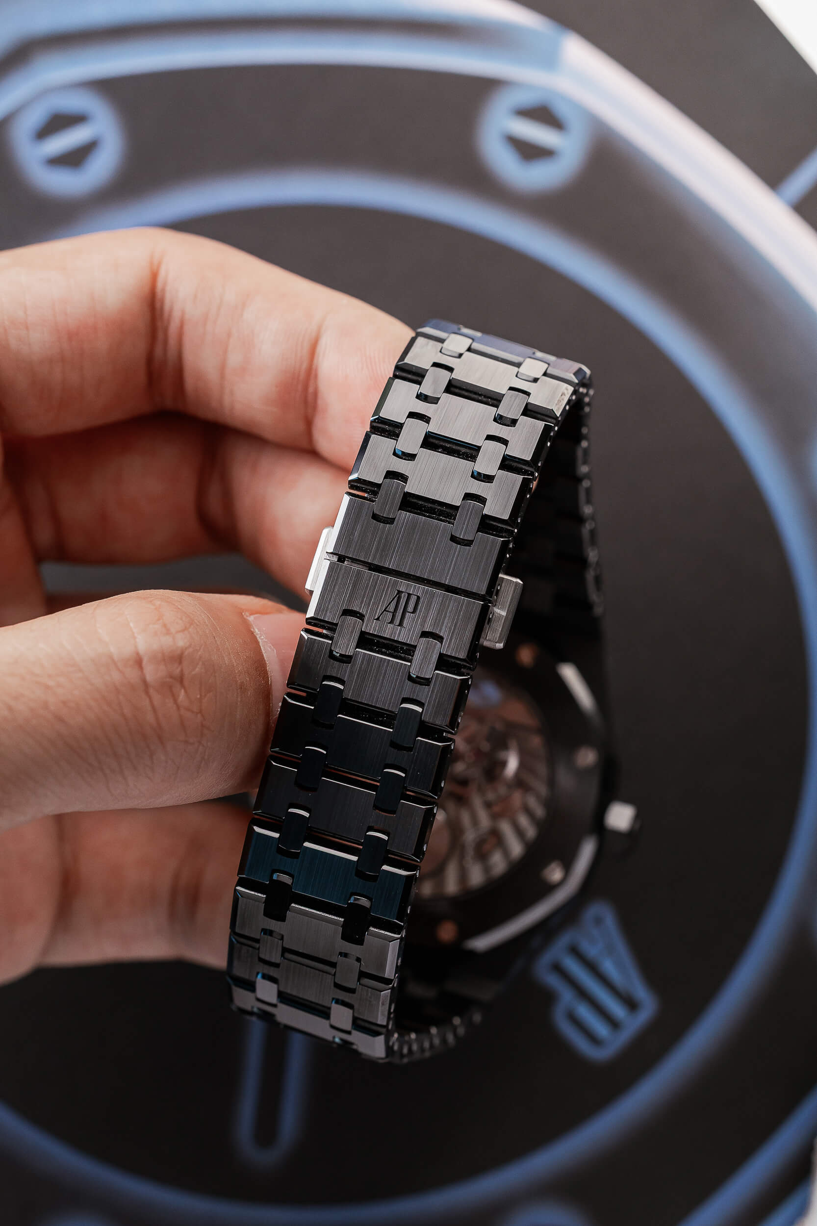 AUDEMARS PIGUET 26522CE BLACK FULL SET - Image 2