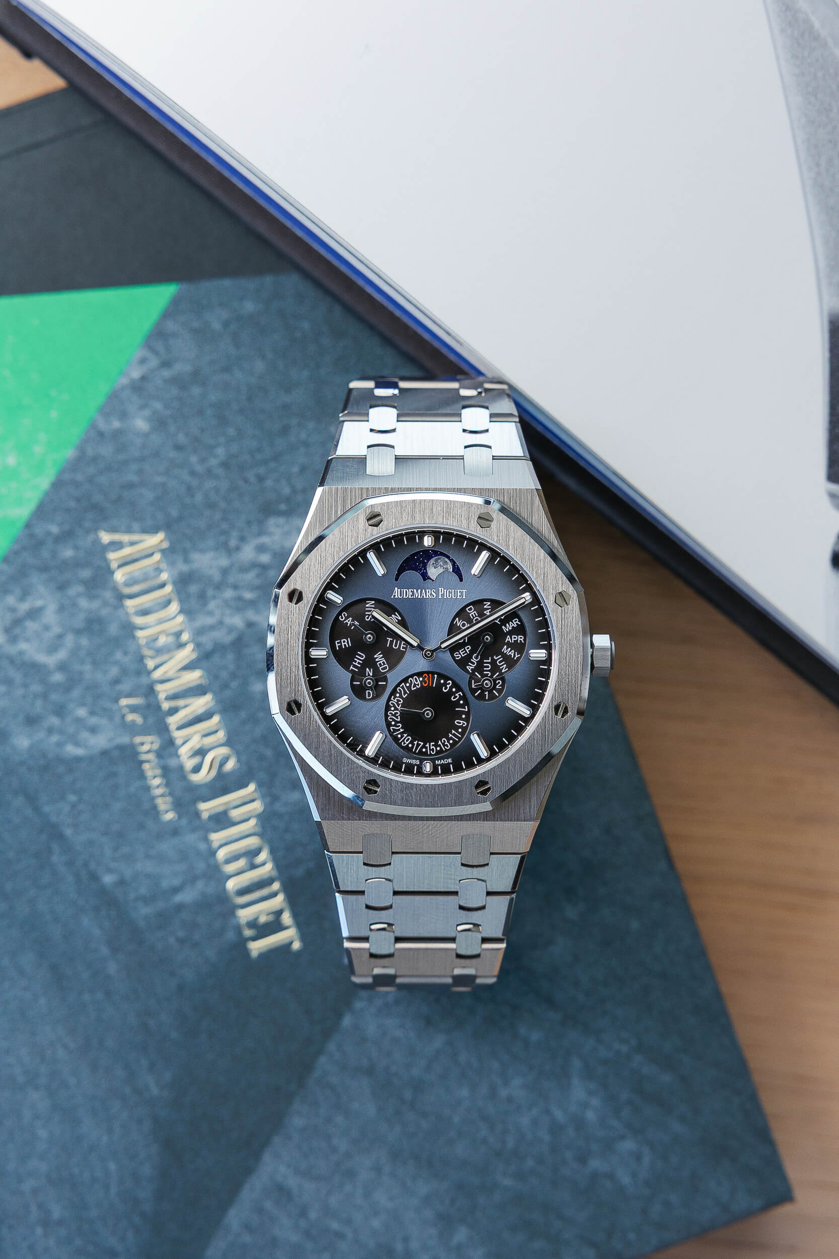 AUDEMARS PIGUET 26586TI NEW FULL SET