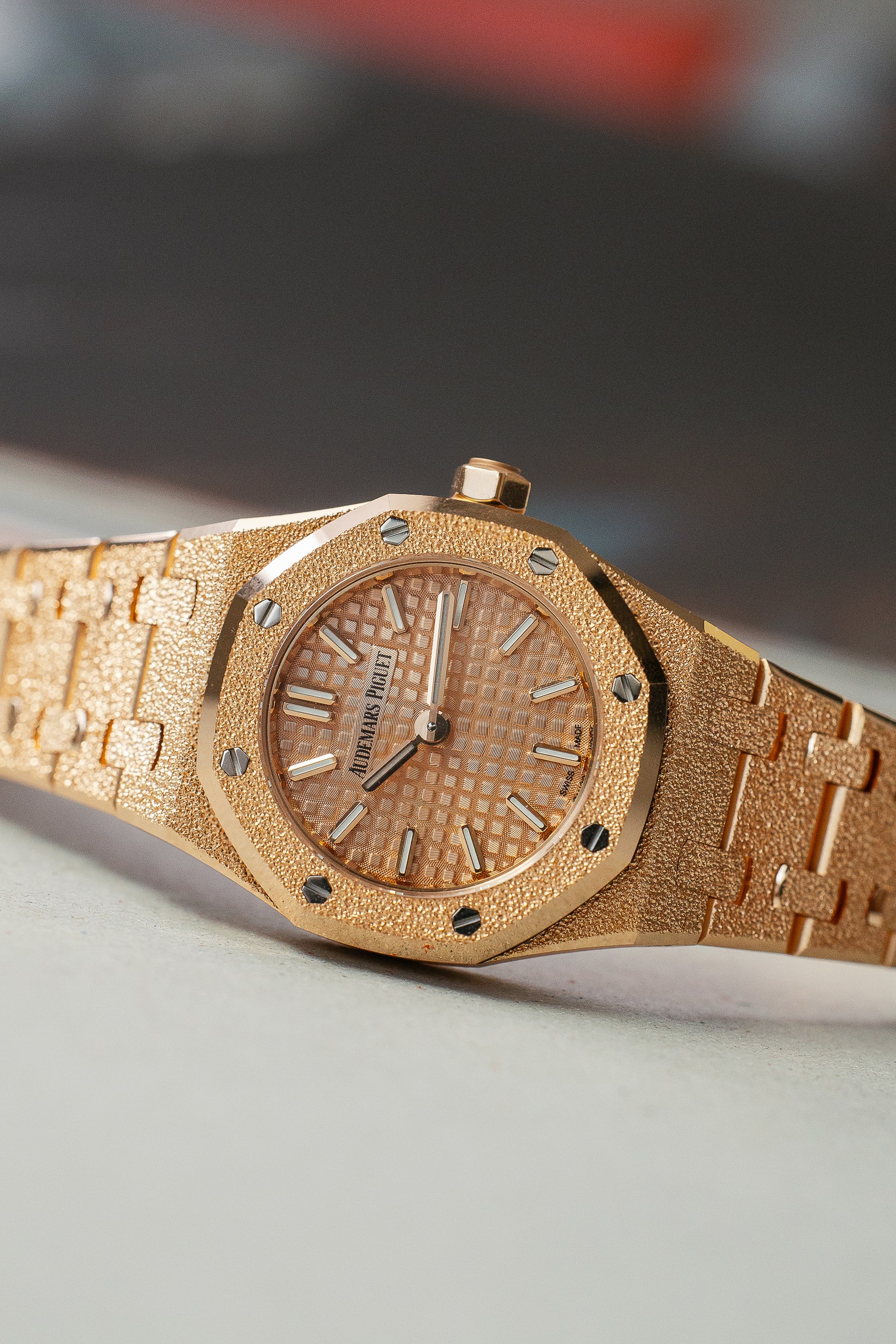 AUDEMARS PIGUET 67630OR MINI NEW FULL SET - Image 12