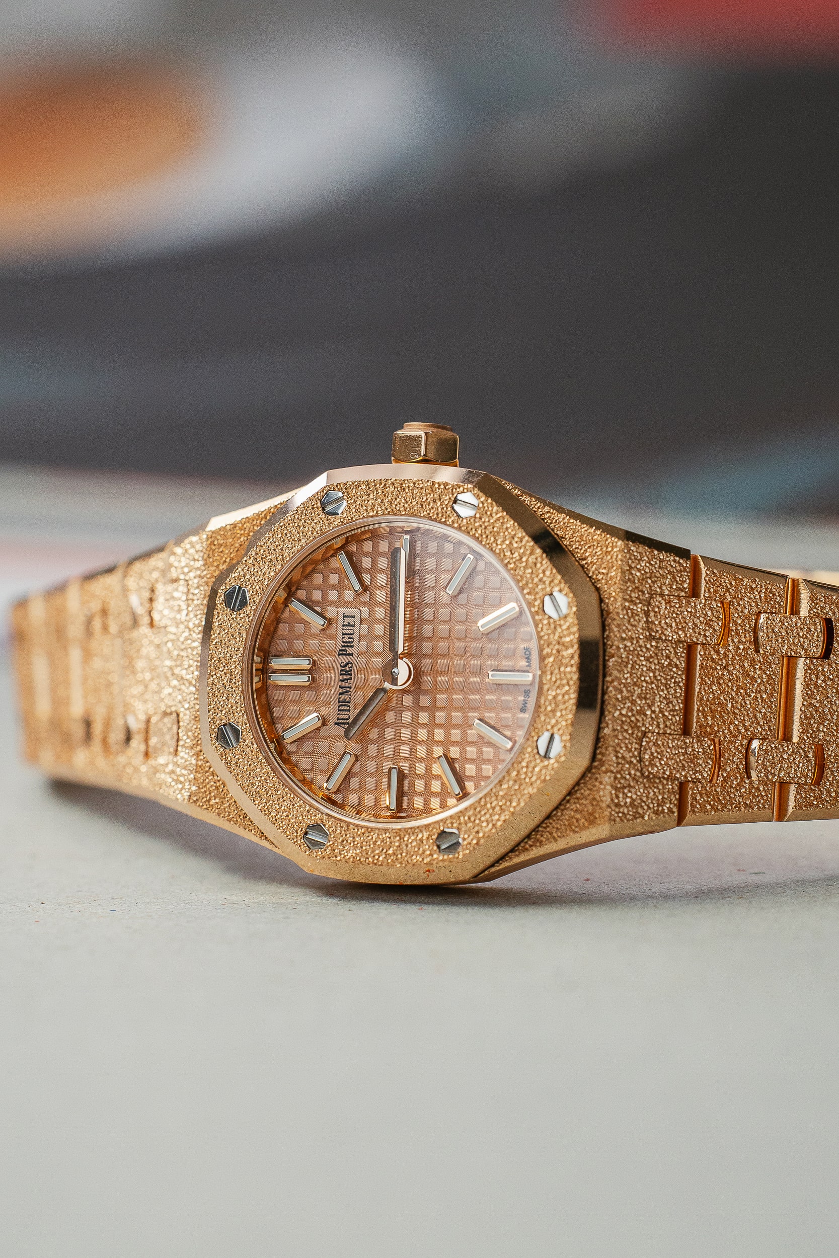 AUDEMARS PIGUET 67630OR MINI NEW FULL SET - Image 3