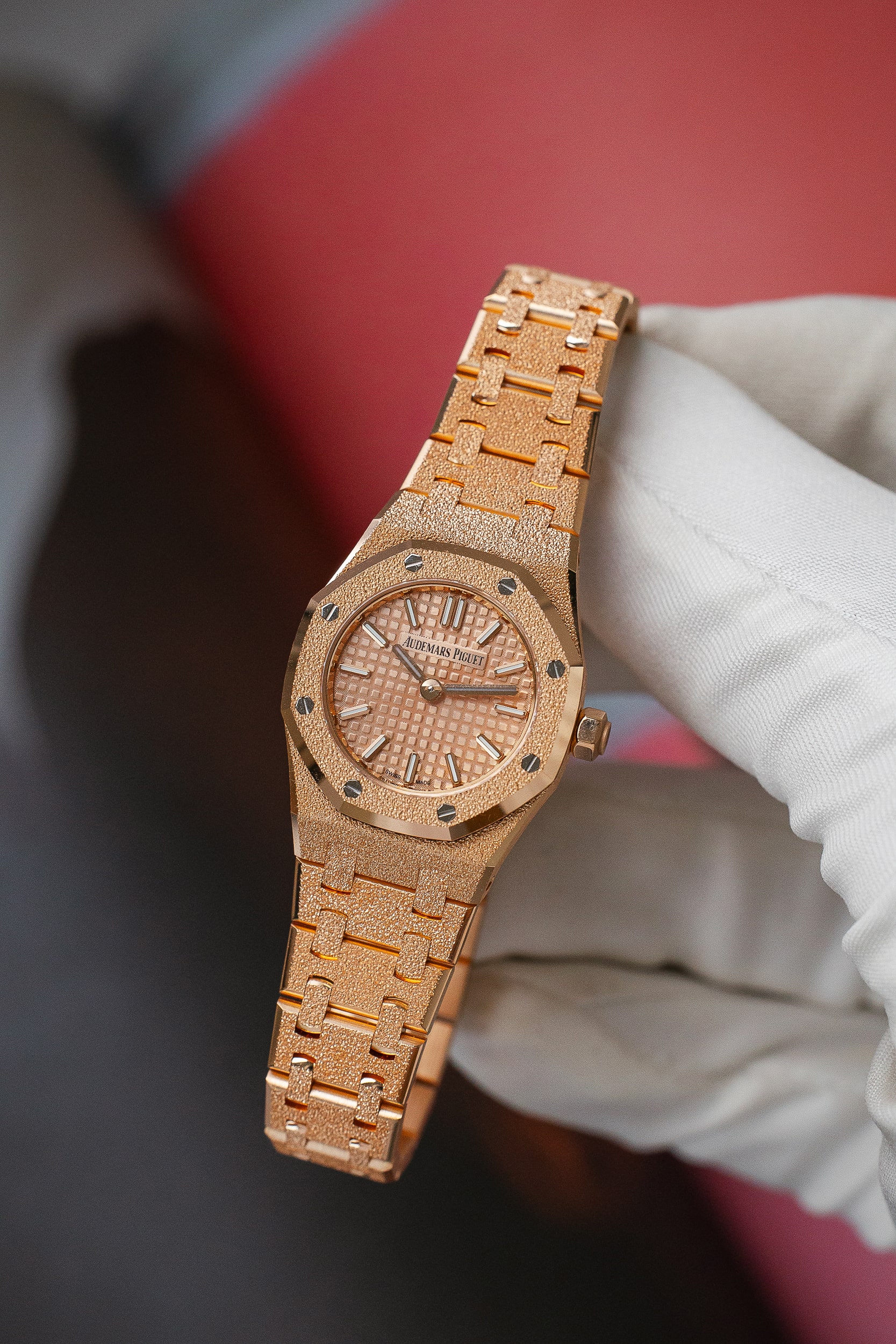 AUDEMARS PIGUET 67630OR MINI NEW FULL SET - Image 4