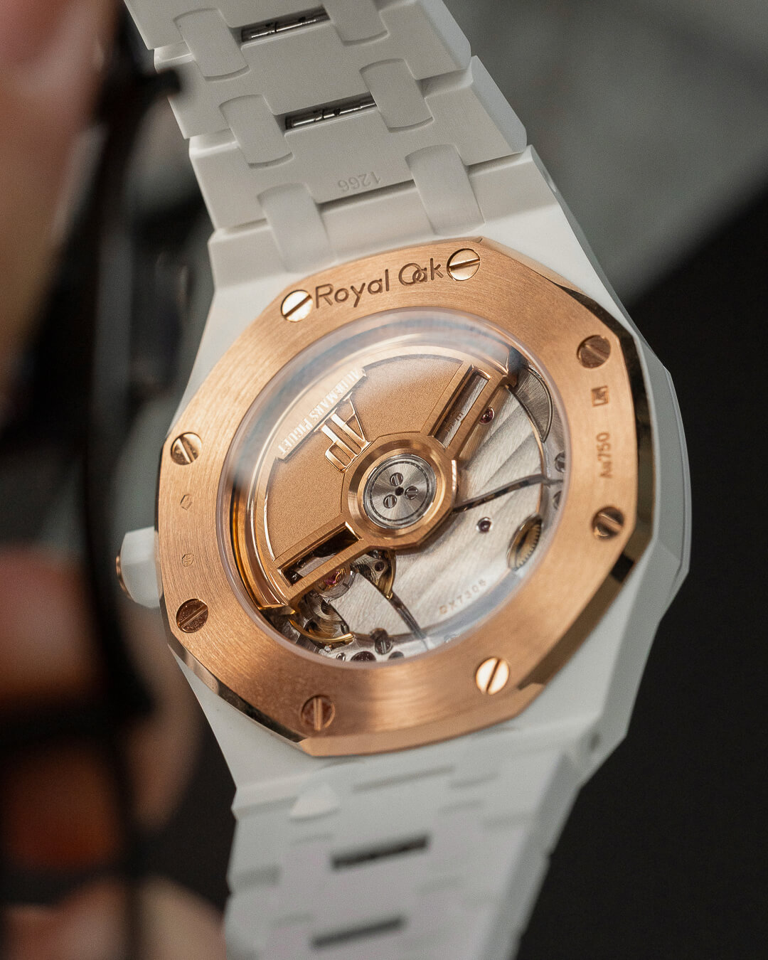 AUDEMARS PIGUET 77350BA WHITE NEW FULL SET - Image 4