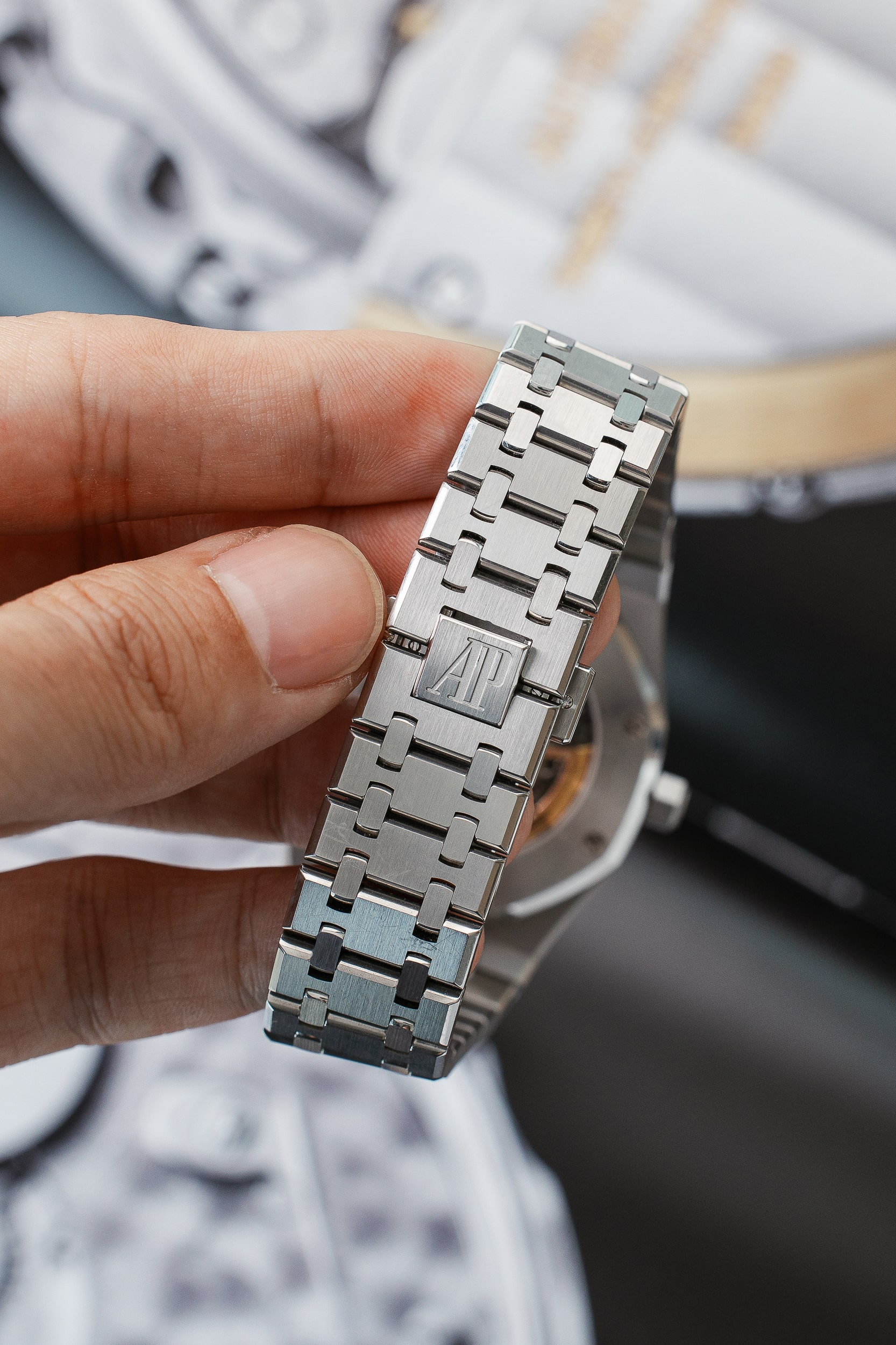 AUDEMARS PIGUET 15305ST FULL SET - Image 4