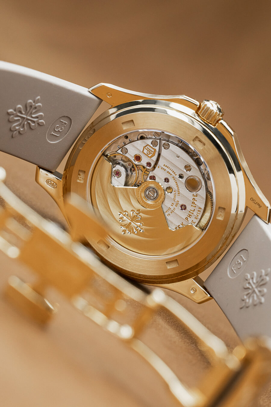 PATEK PHILIPPE 5062/450R NAUTILUS - Image 7