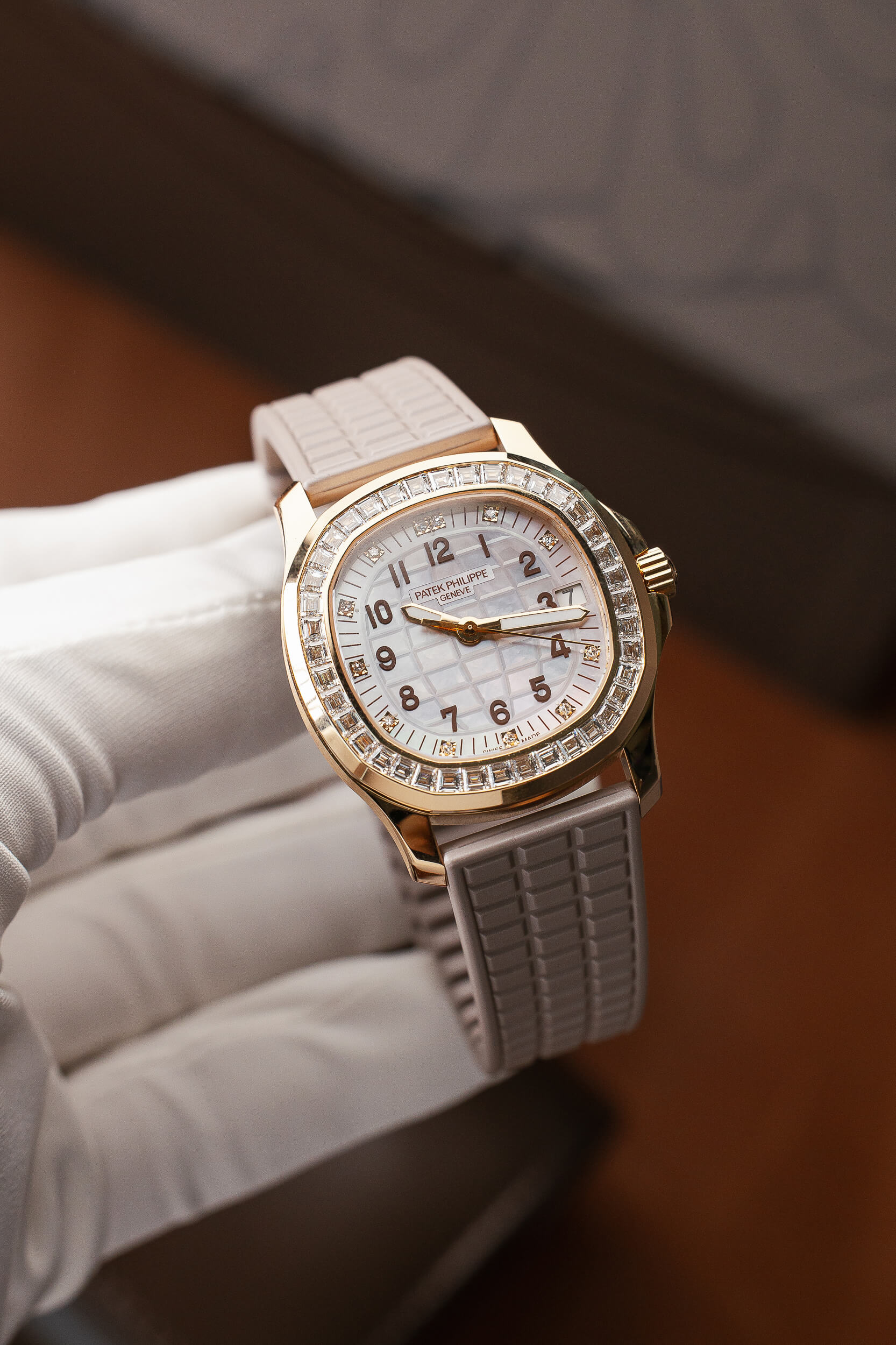 PATEK PHILIPPE 5072R AQUANAUT - Image 3