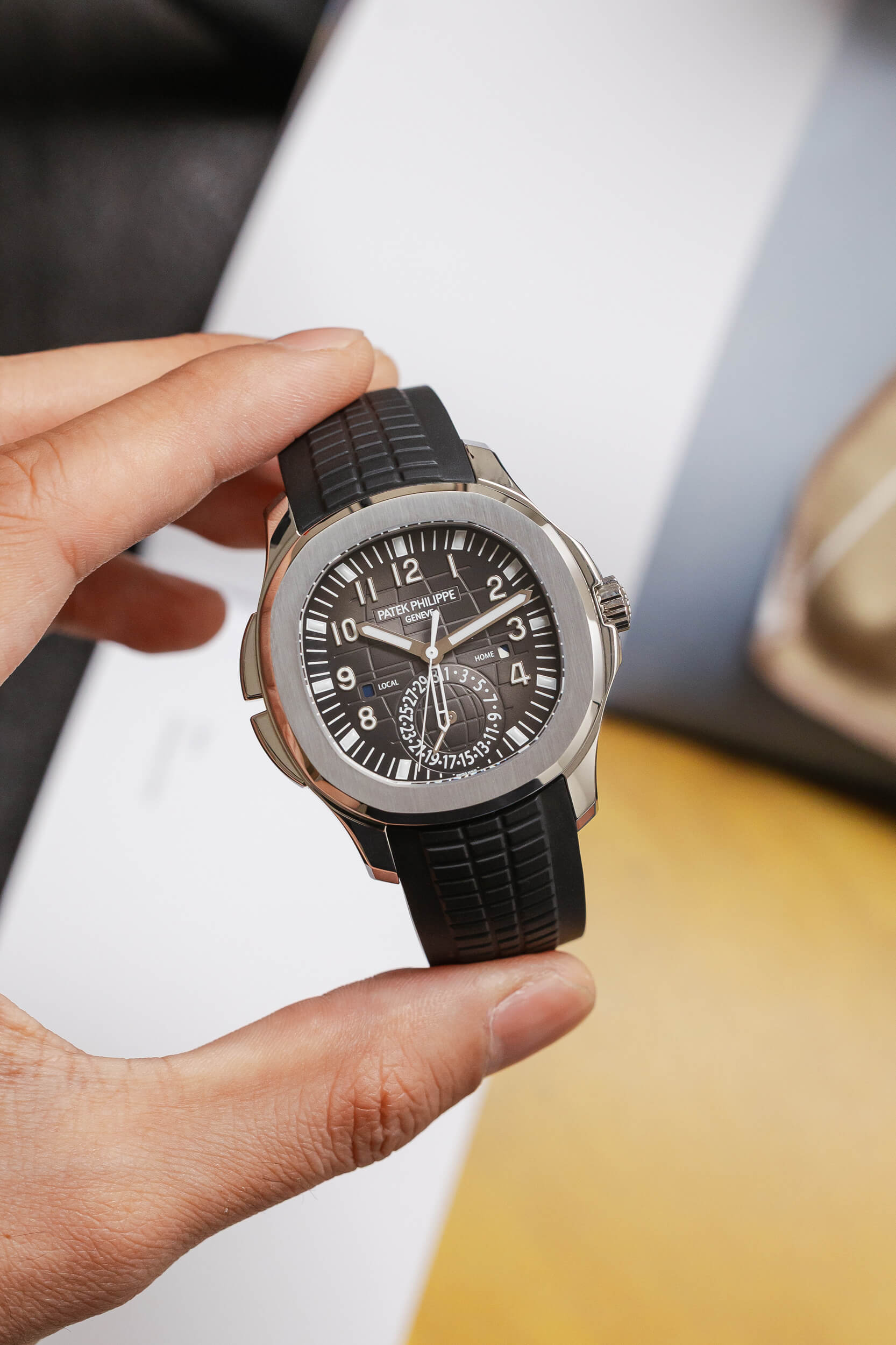 PATEK PHILIPPE 5164A NEW 2025 - Image 2