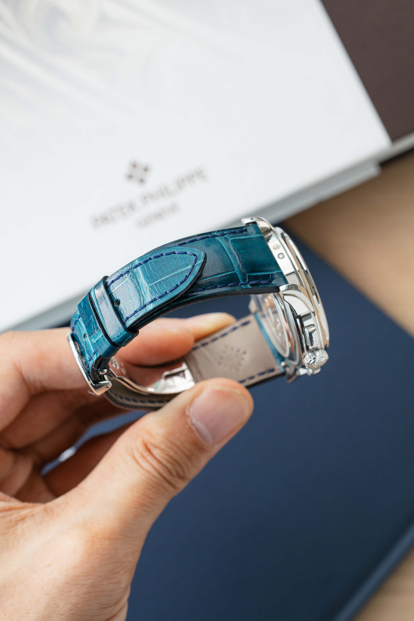 PATEK PHILIPPE 5270P_001 BLUE STRAP SALMON DIAL - Image 6