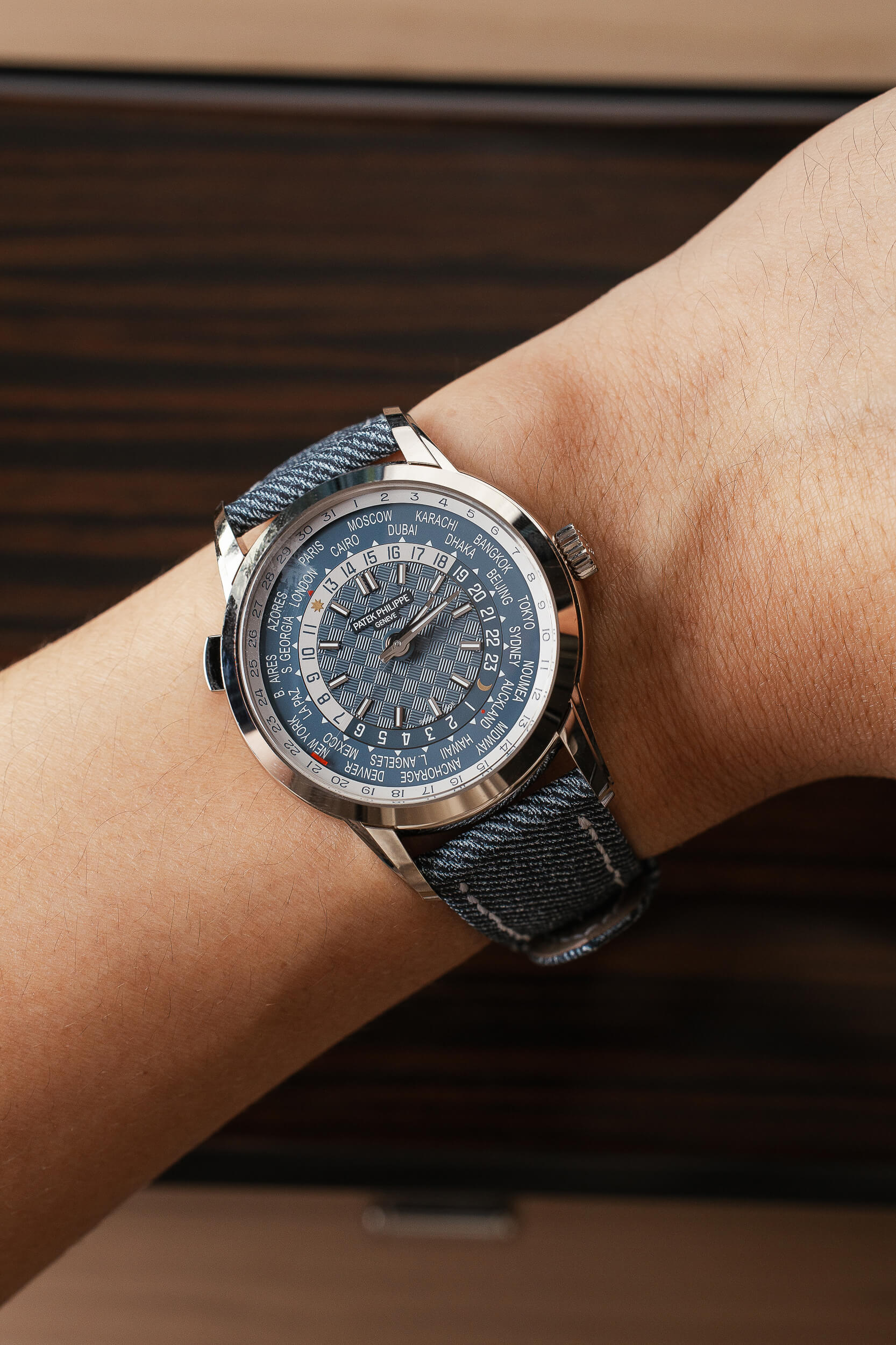 PATEK PHILIPPE 5330G_001 NEW 2025 - Image 2