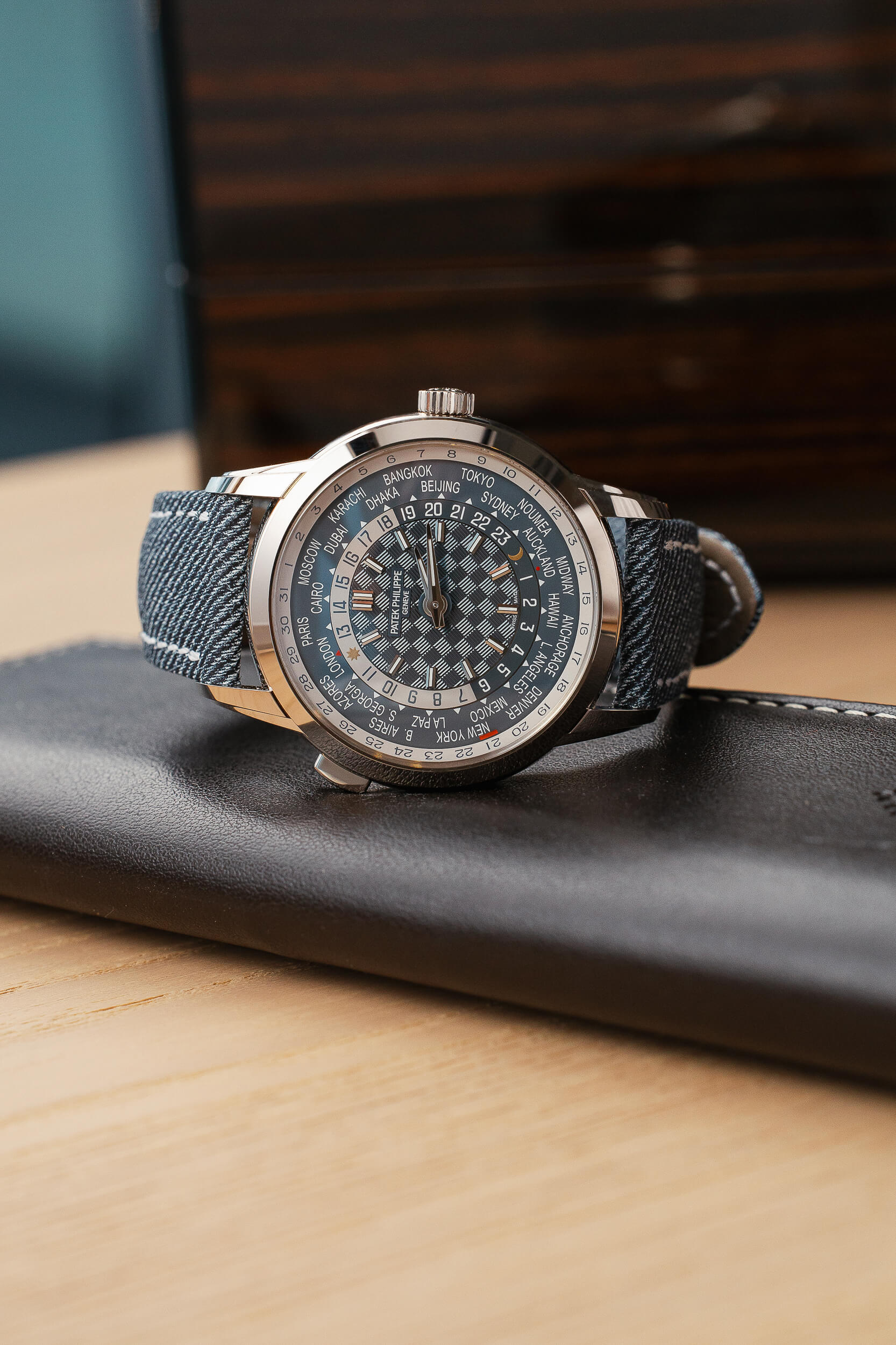 PATEK PHILIPPE 5330G_001 NEW 2025 - Image 11