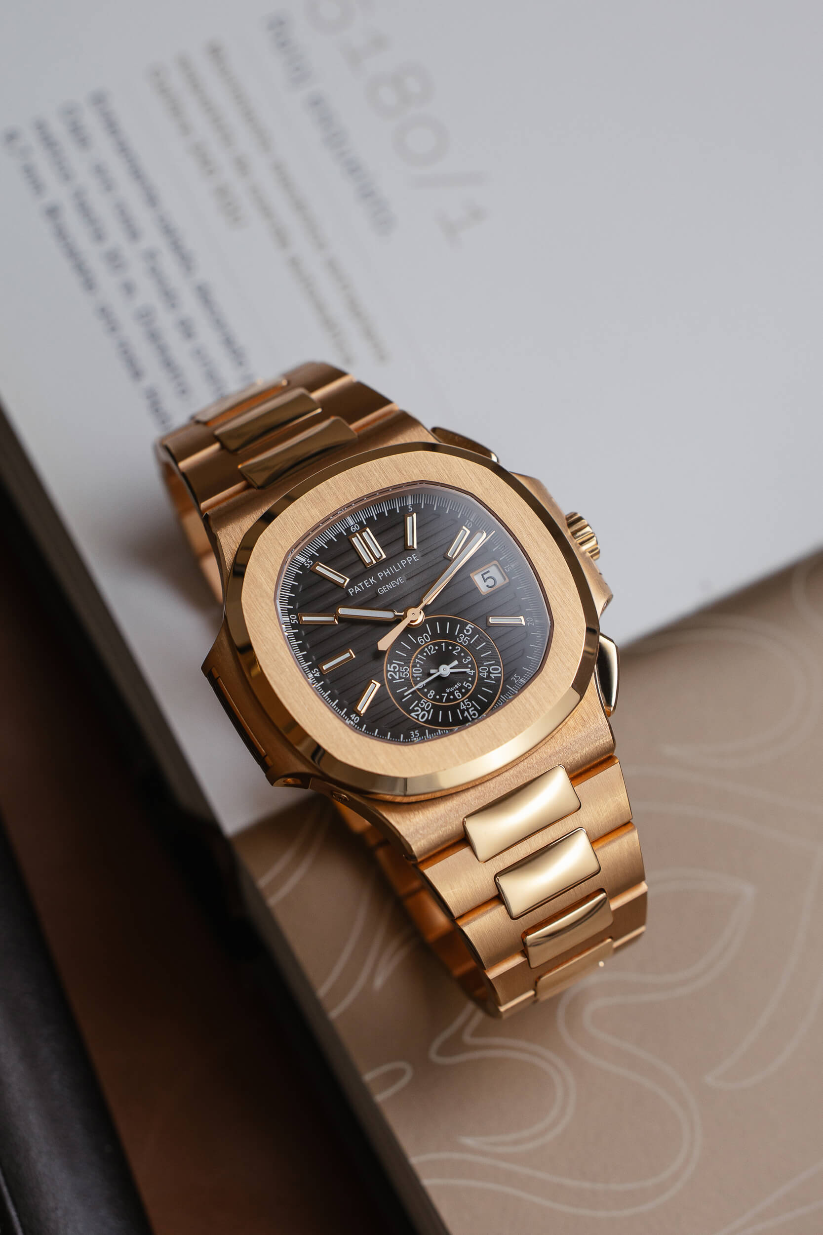 PATEK PHILIPPE 5980/1R LIKE NEW FULL SET - Image 7