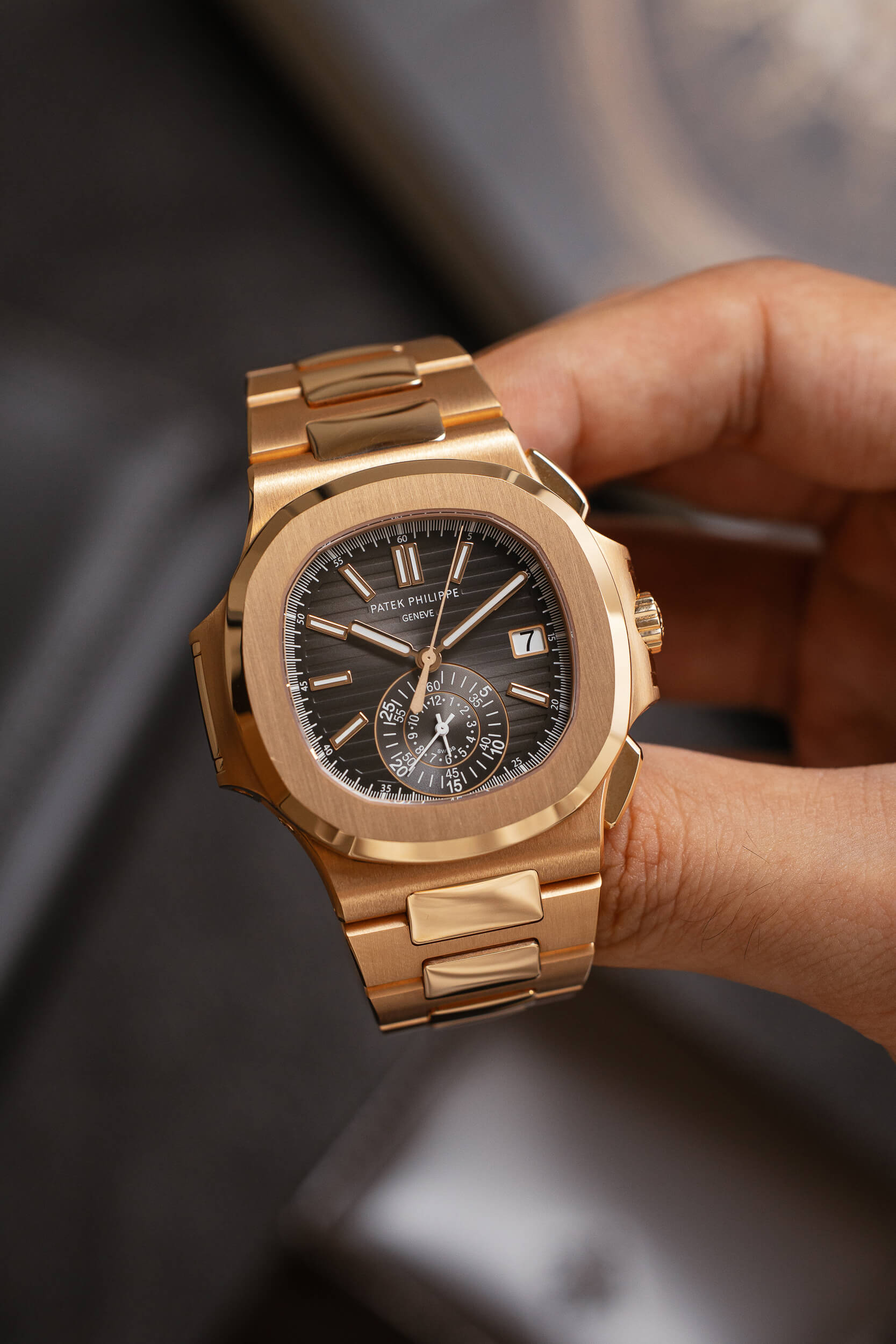 PATEK PHILIPPE 5980/1R LIKE NEW FULL SET - Image 10