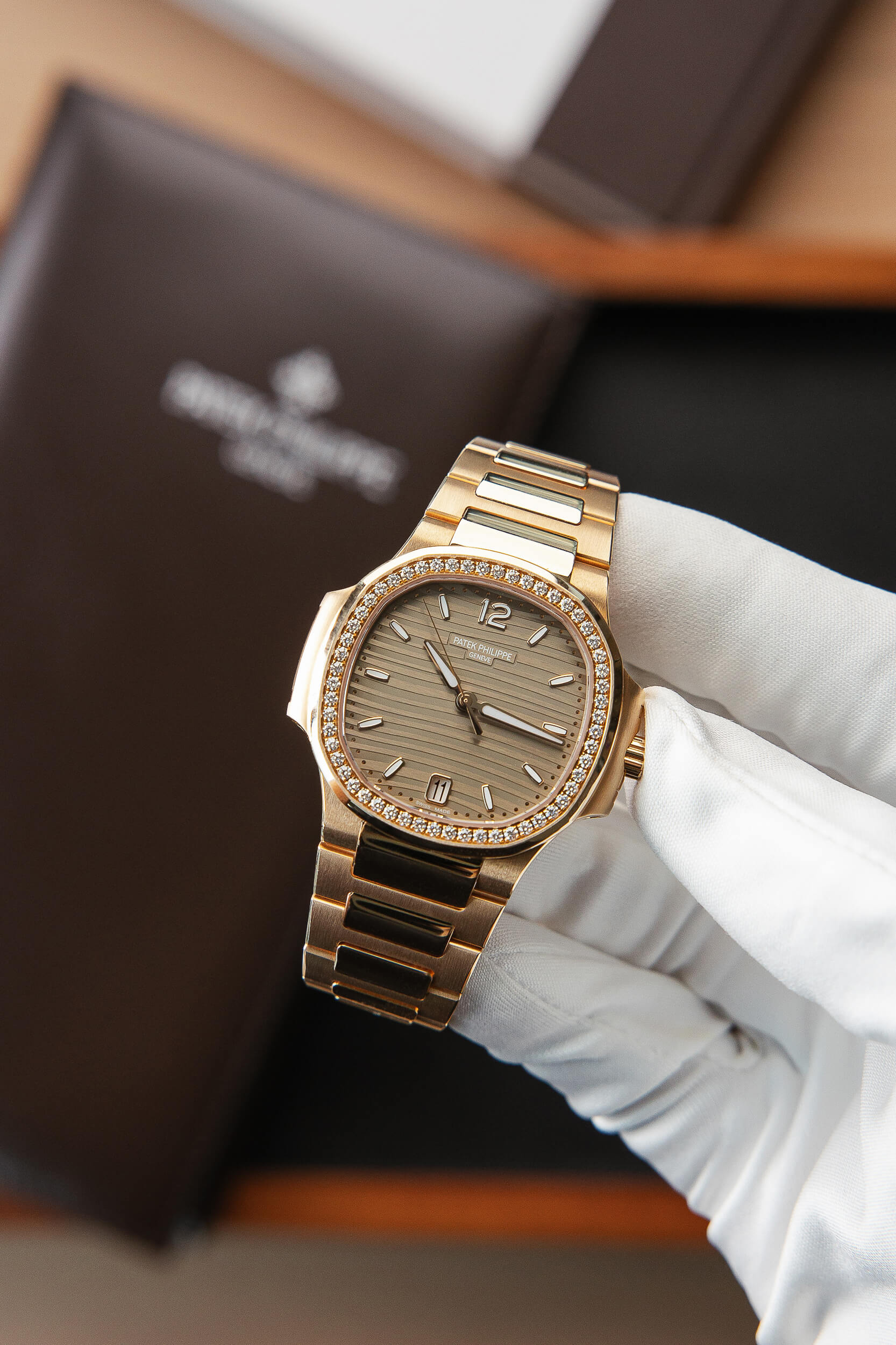PATEK PHILIPPE 7118/1200R NAUTILUS - Image 3