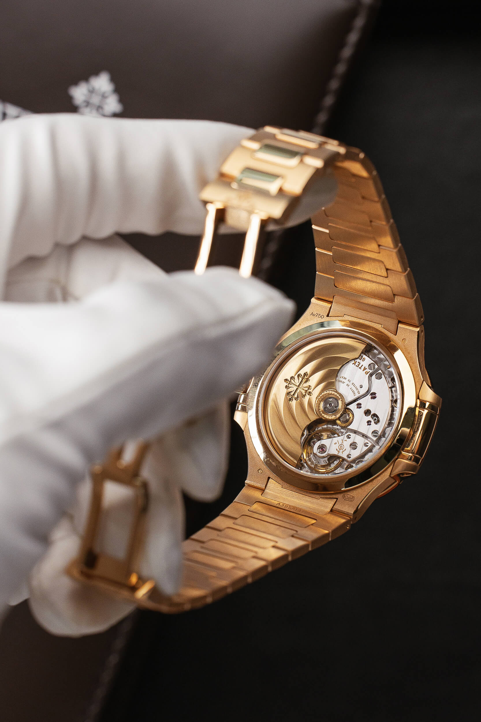 PATEK PHILIPPE 7118/1200R NAUTILUS - Image 6