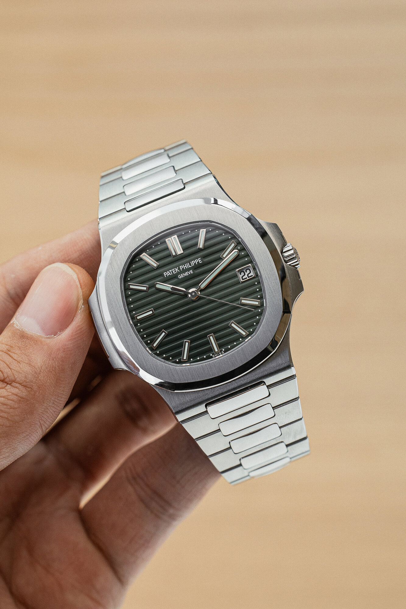 PATEK PHILIPPE 5711-1A GREEN NAUTILUS - Image 2