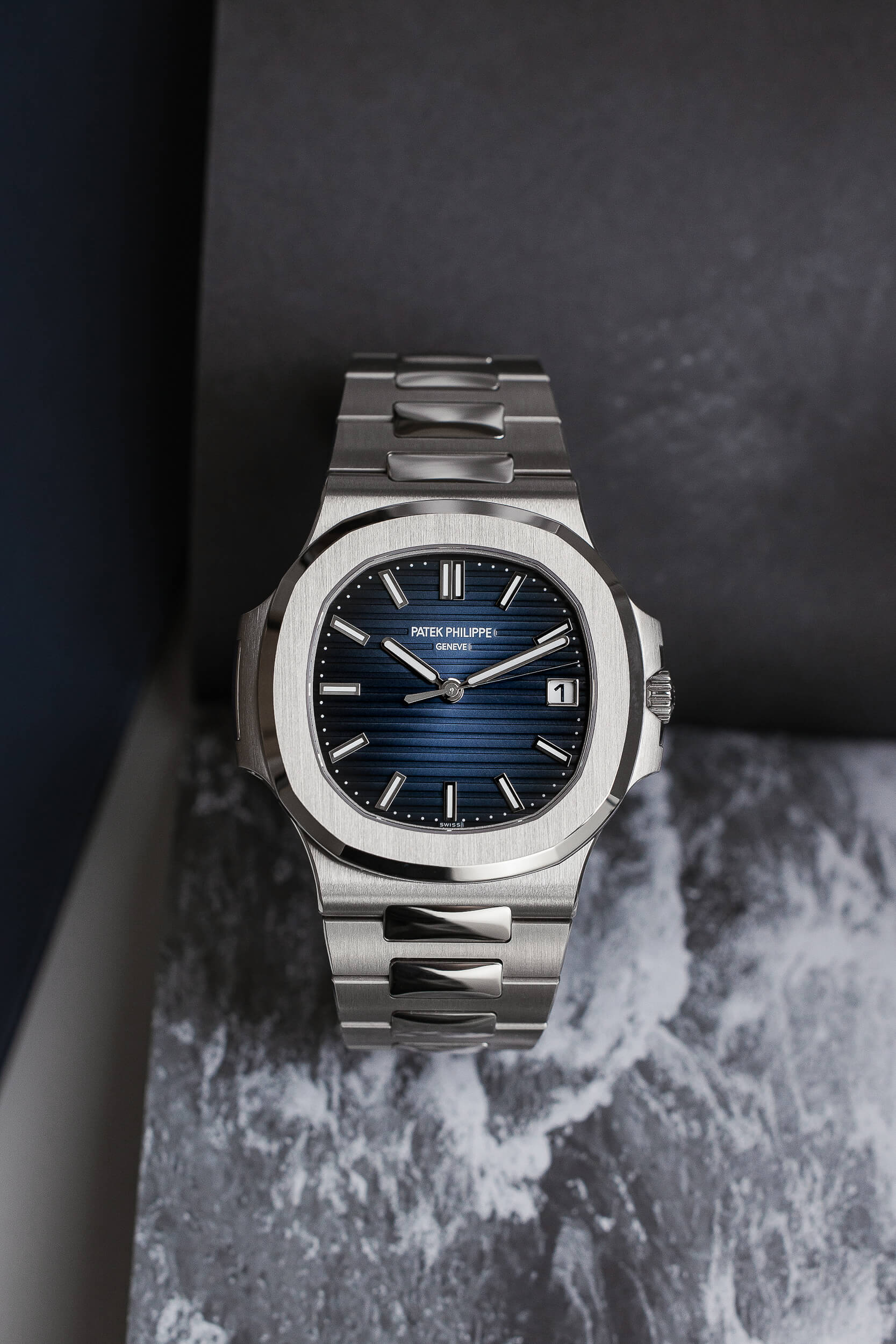PATEK PHILIPPE 5811-1G BLUE NAUTILUS