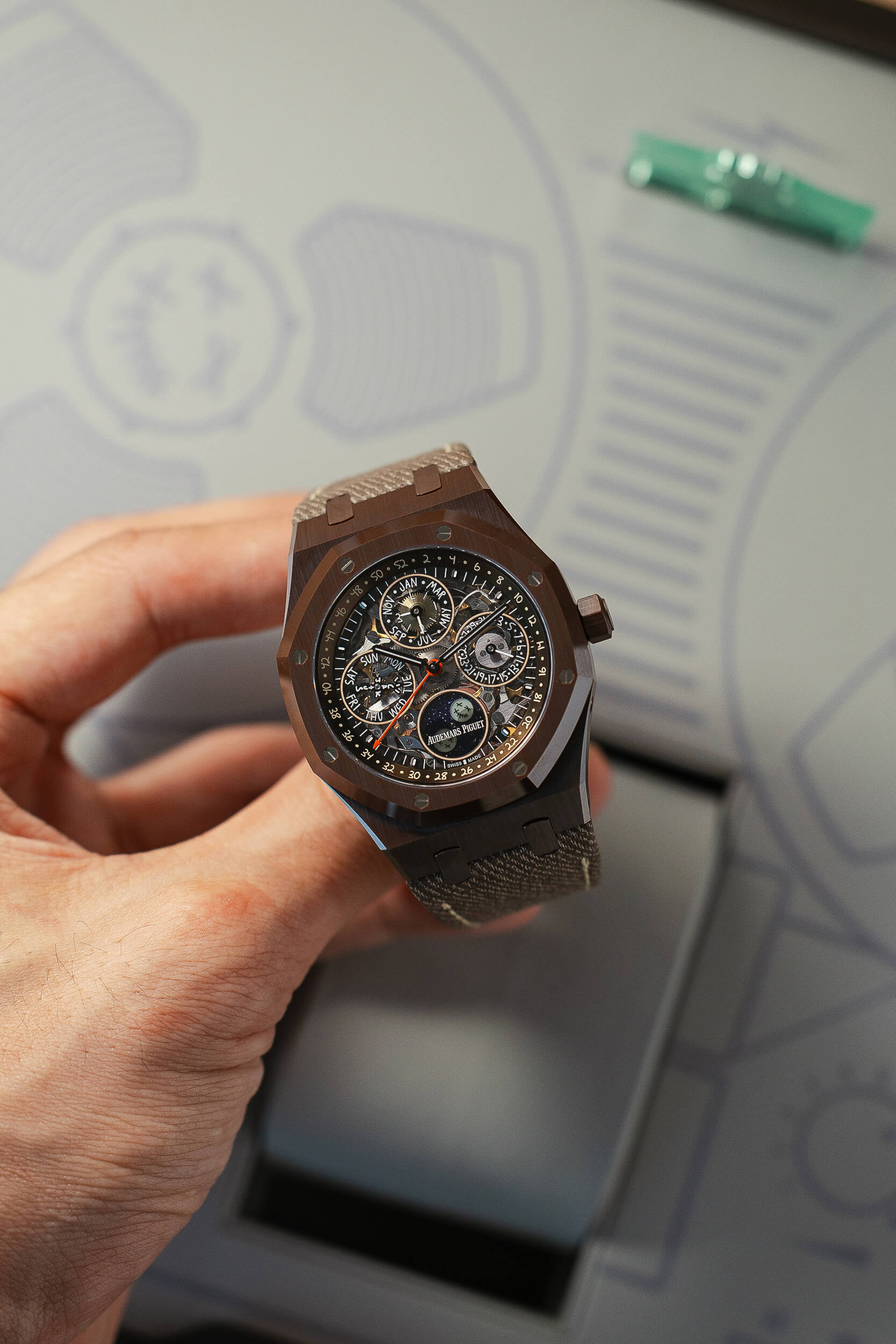 AUDEMARS PIGUET 26585CM TRAVIS SCOTT NEW FULL SET - Image 2