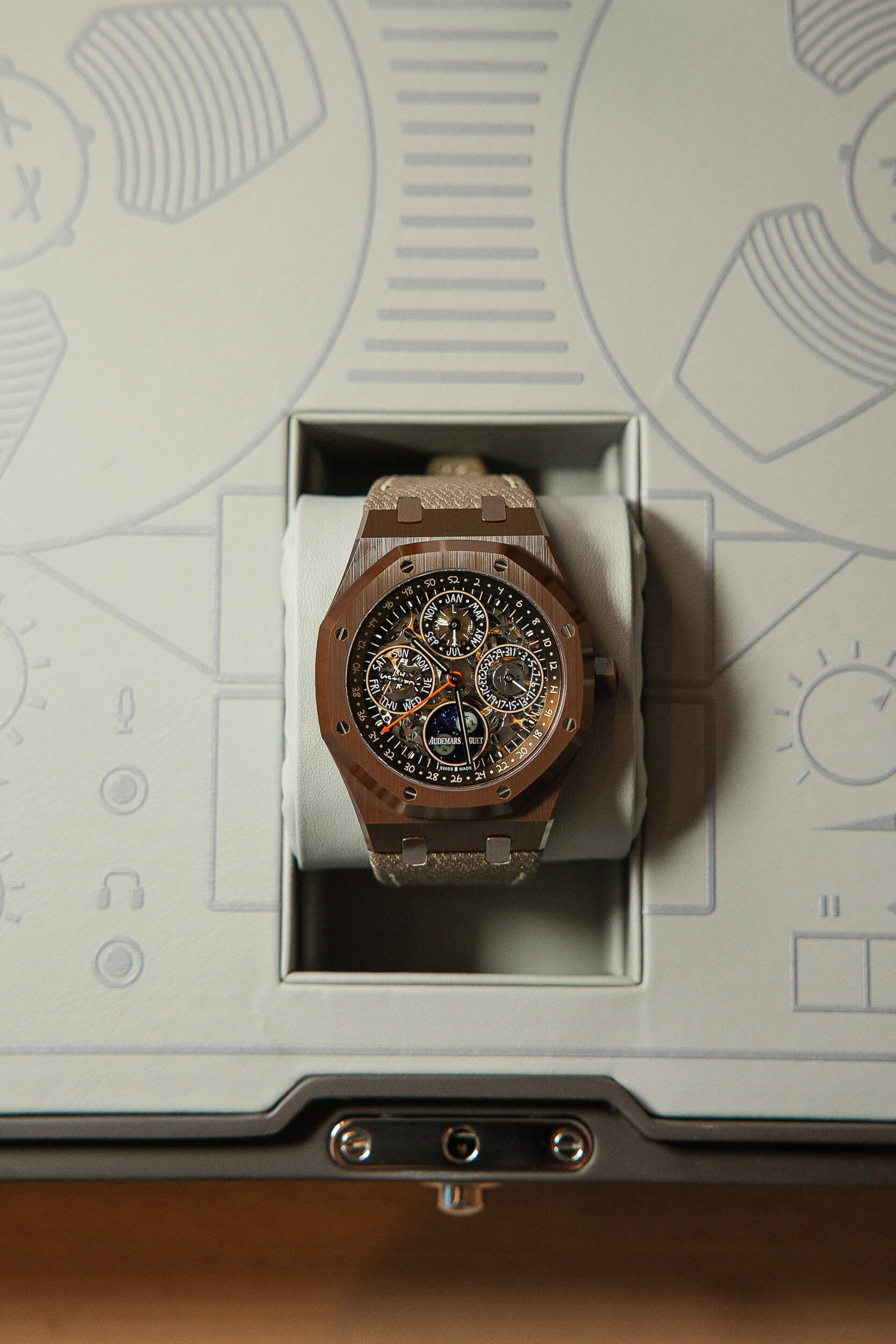 AUDEMARS PIGUET 26585CM TRAVIS SCOTT NEW FULL SET