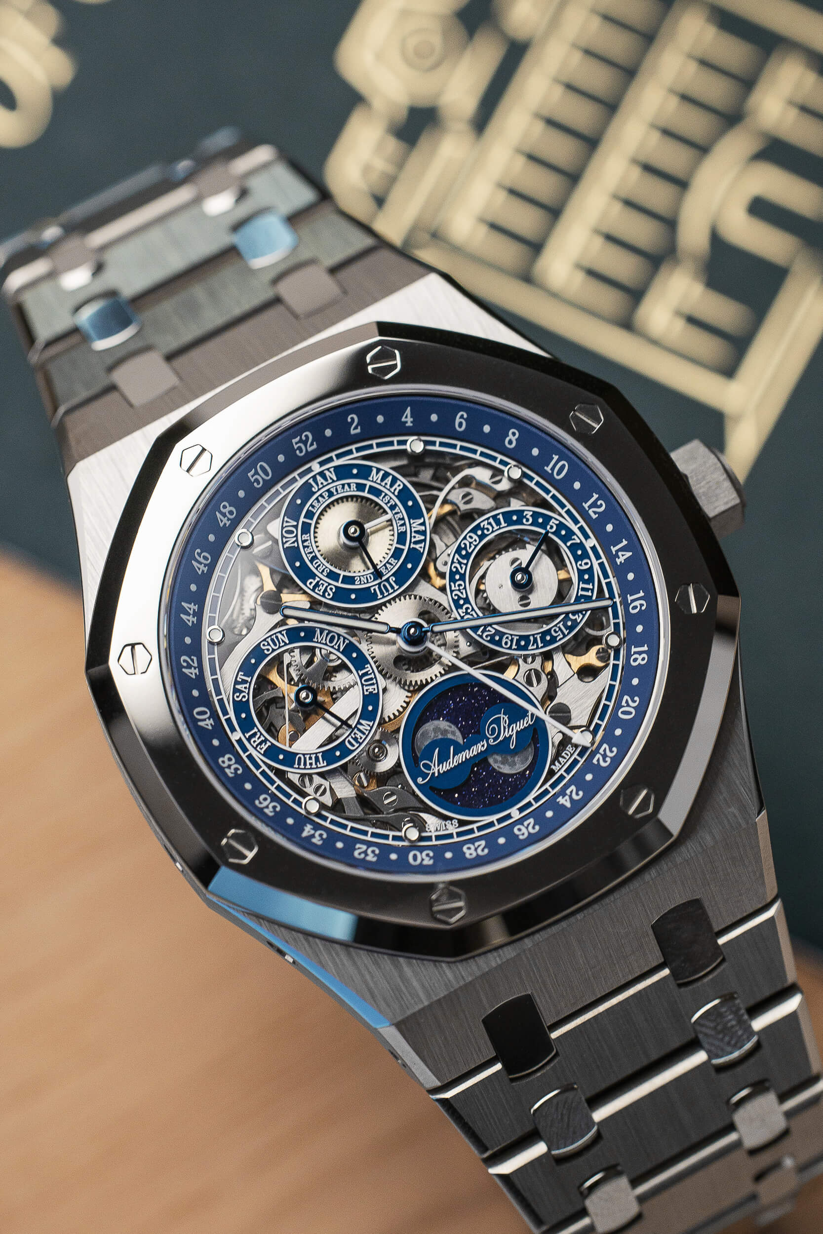 AUDEMARS PIGUET 26585XT NEW FULL SET - Image 15