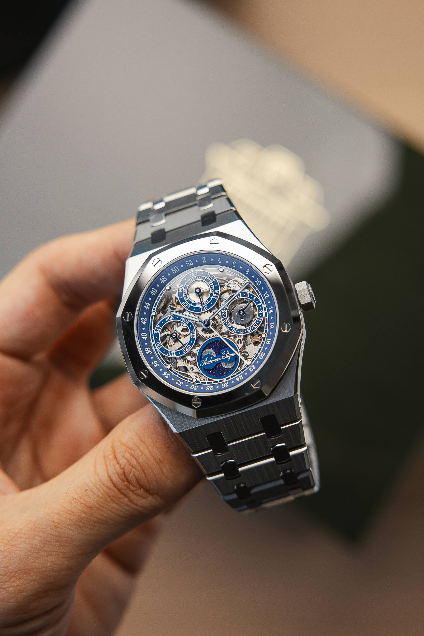 AUDEMARS PIGUET 26585XT NEW FULL SET - Image 9