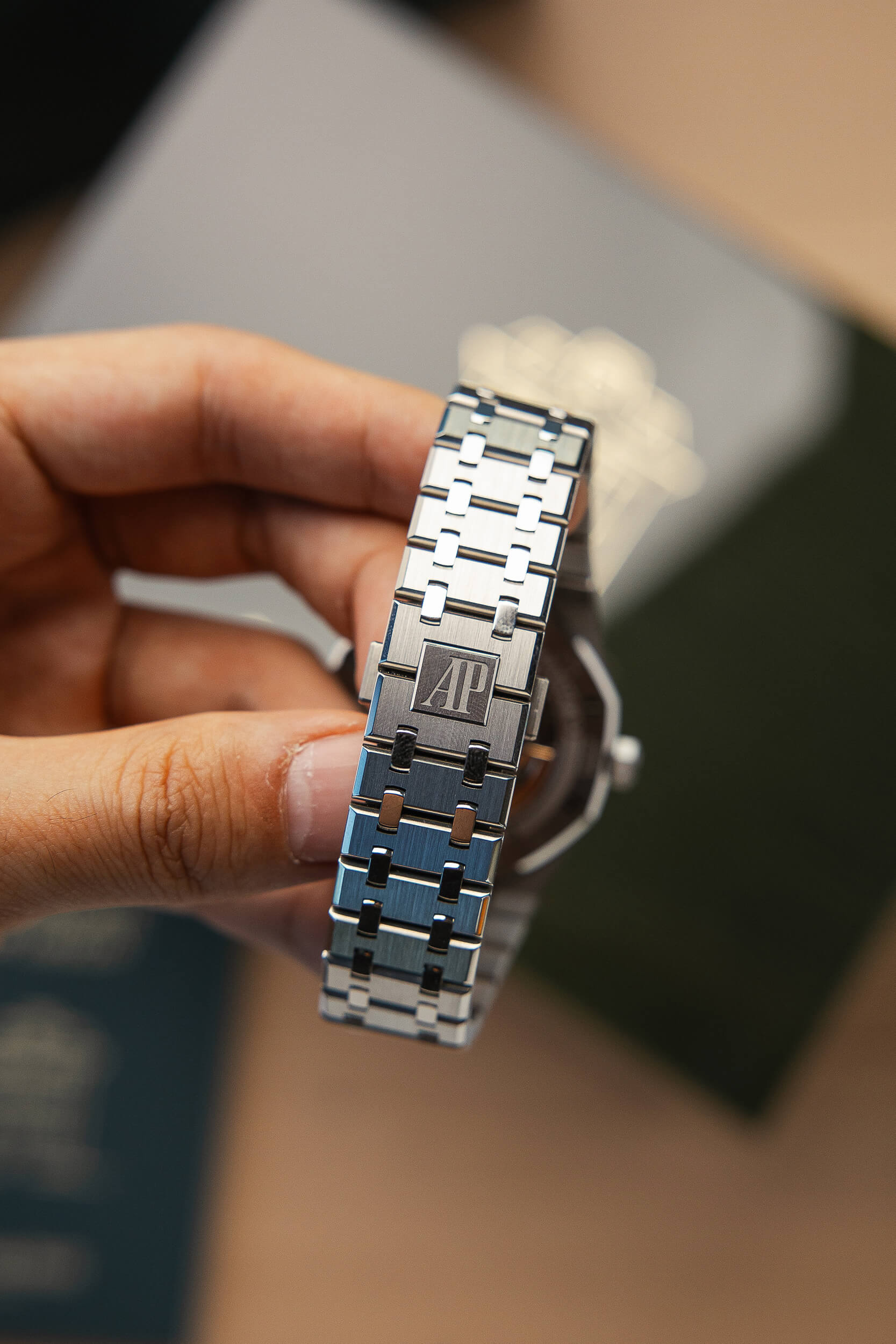 AUDEMARS PIGUET 26585XT NEW FULL SET - Image 10