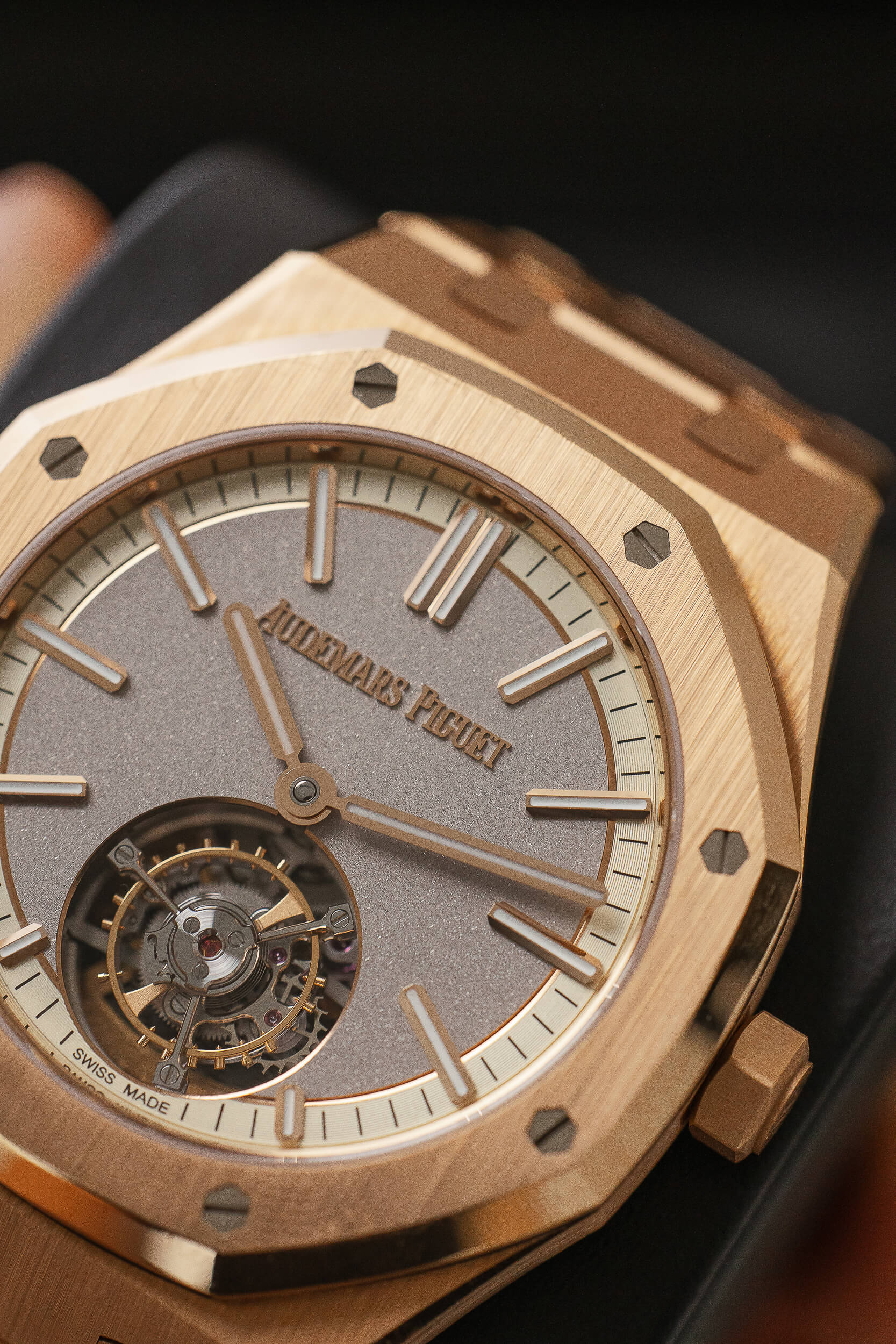 AUDEMARS PIGUET 26730OR NEW FULL SET 2025 - Image 17