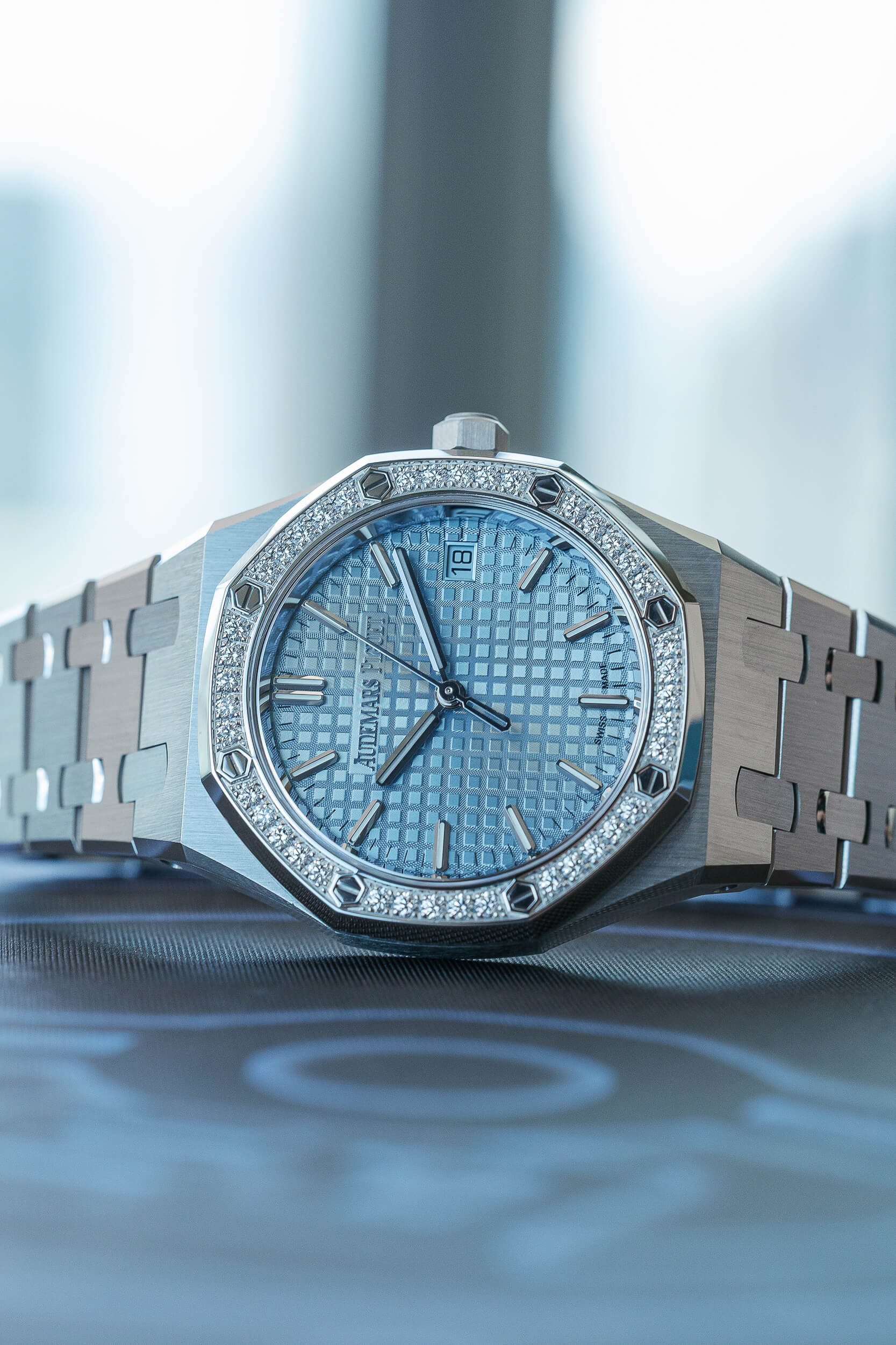 AUDEMARS PIGUET 77451ST ICE BLUE NEW FULL SET - Image 11