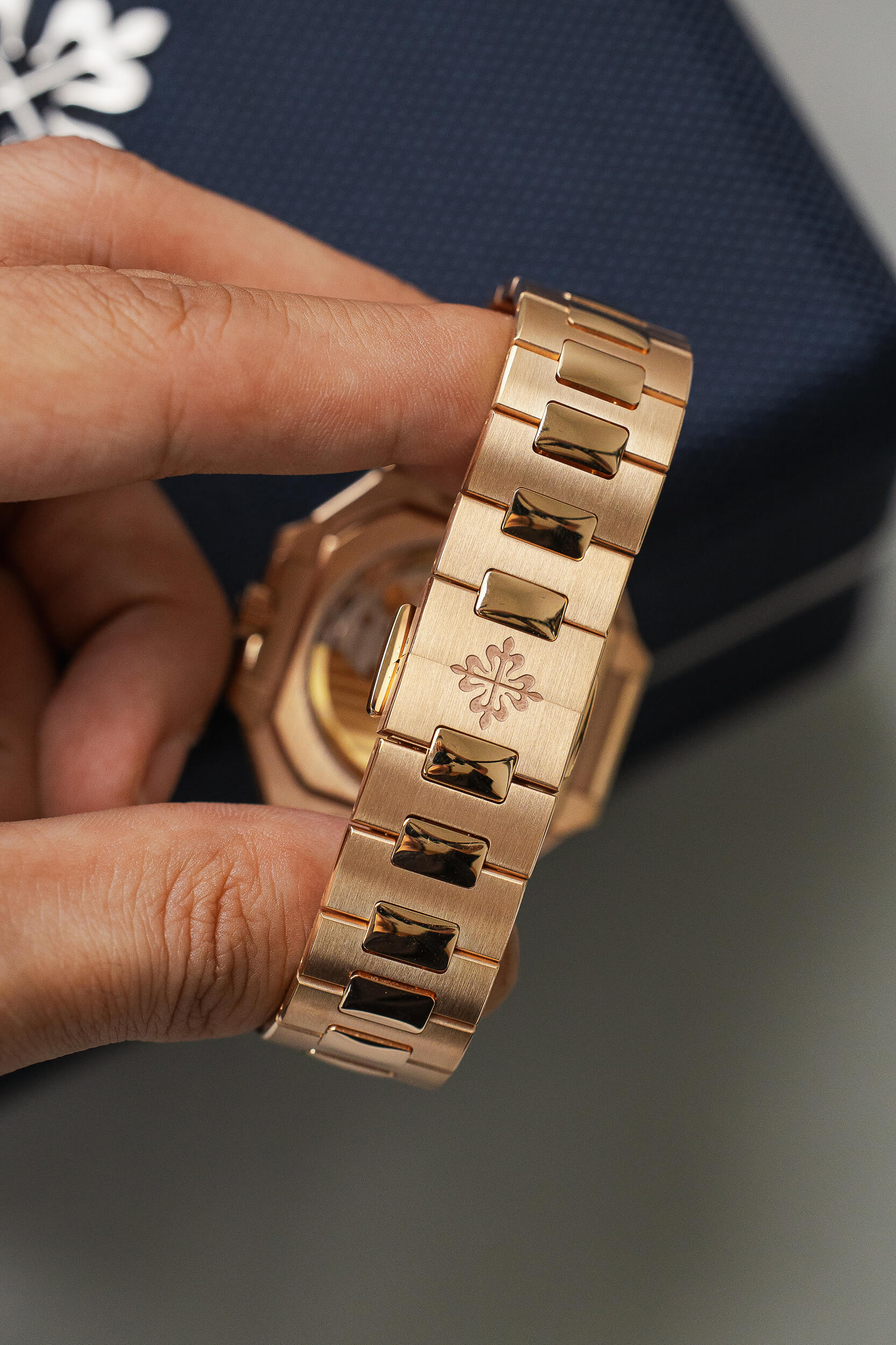 PATEK PHILIPPE 7128/1R NEW 2025 - Image 4